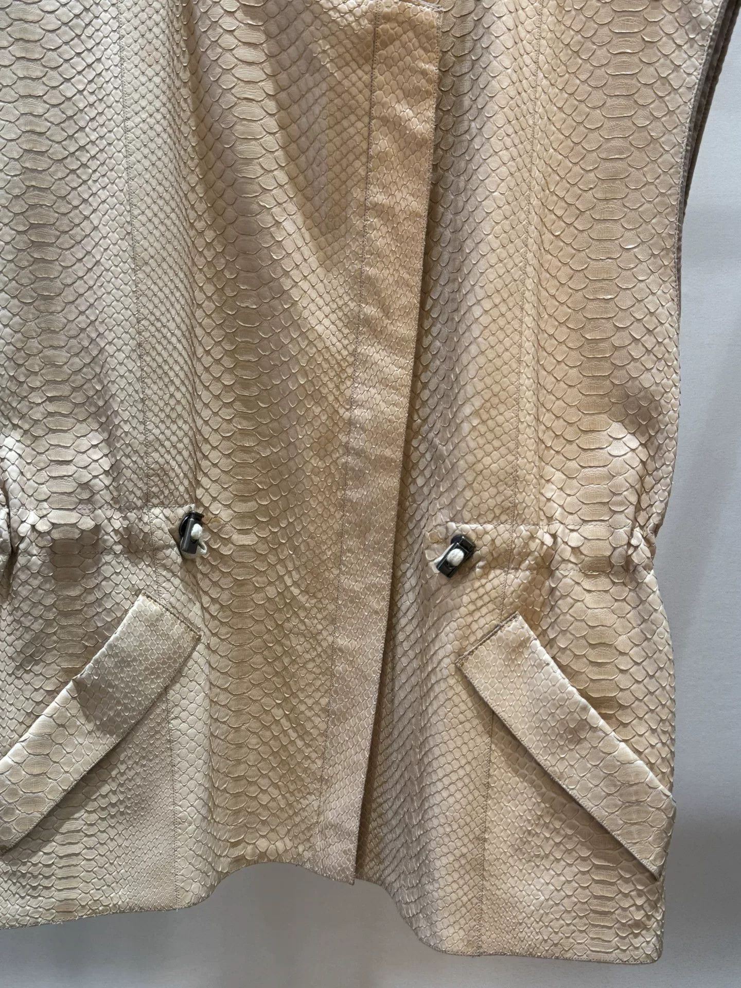 Brunello Cucinelli Brunello Cucinelli Beige Snake Print Vest Size US M / EU 48-50 / 2 - 3 Thumbnail