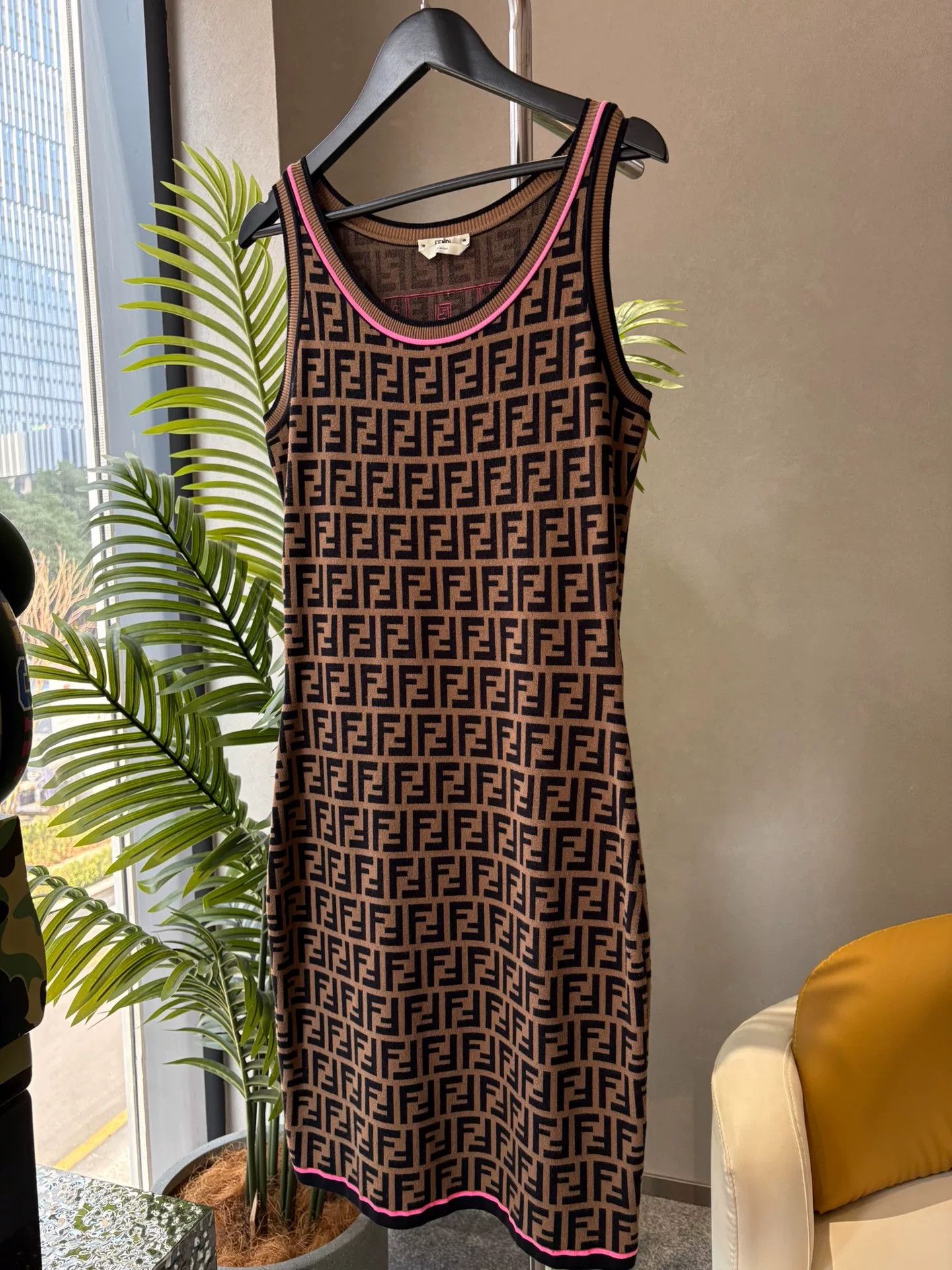 Fendi Fendi Monogram Sleeveless Dress Size US S / EU 44-46 / 1 - 3 Thumbnail