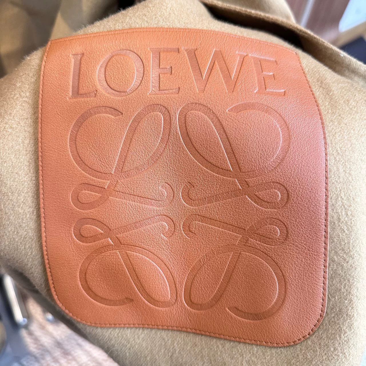 Loewe loewe camel cashmere blend long coat Size US XS / EU 42 / 0 - 3 Thumbnail