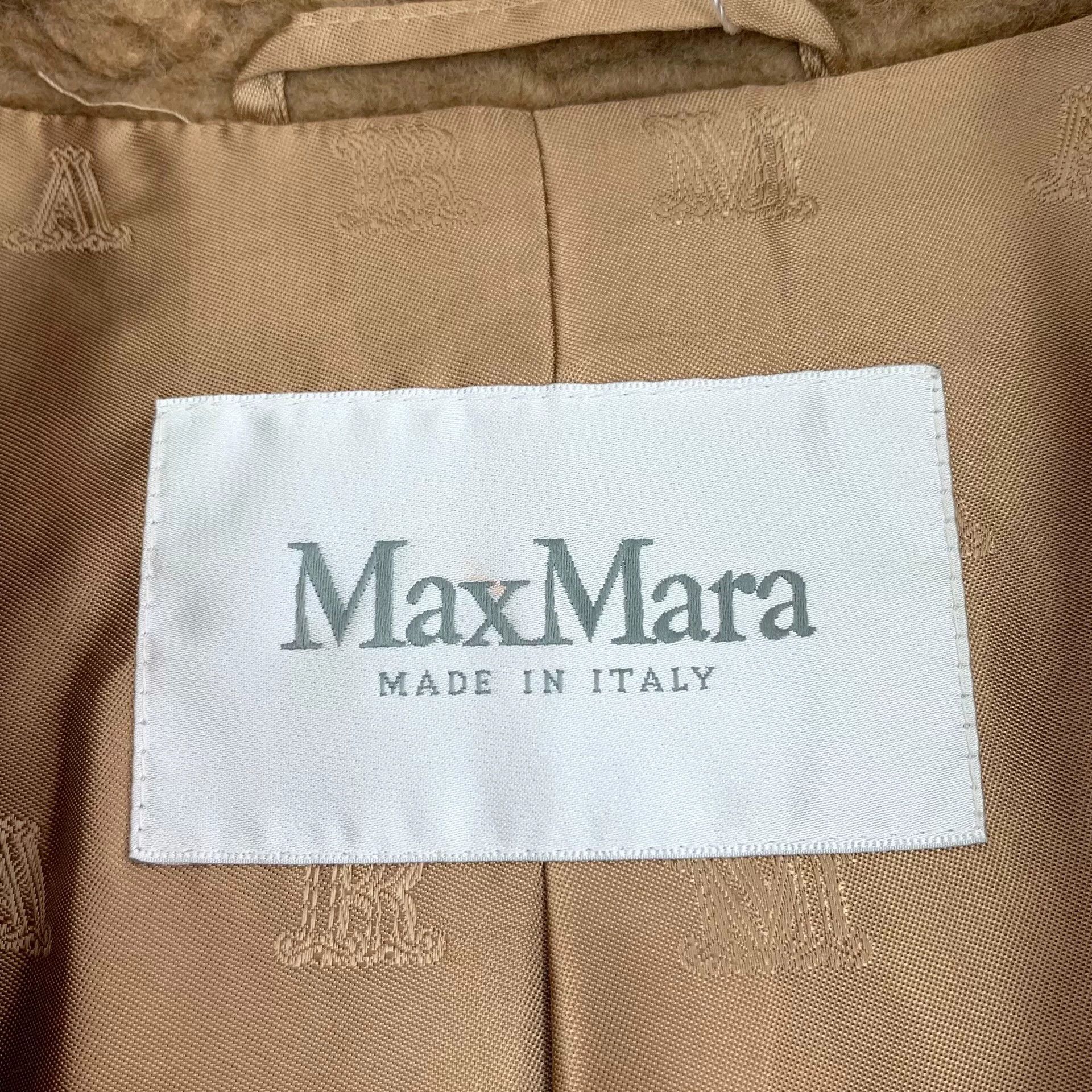 Max Mara maxmara brown teddy coat with lapel Size US S / EU 44-46 / 1 - 5 Thumbnail