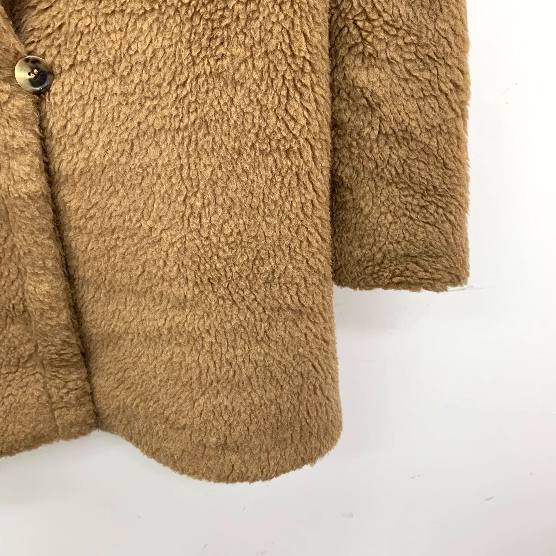 Max Mara maxmara brown teddy coat with lapel Size US S / EU 44-46 / 1 - 4 Thumbnail