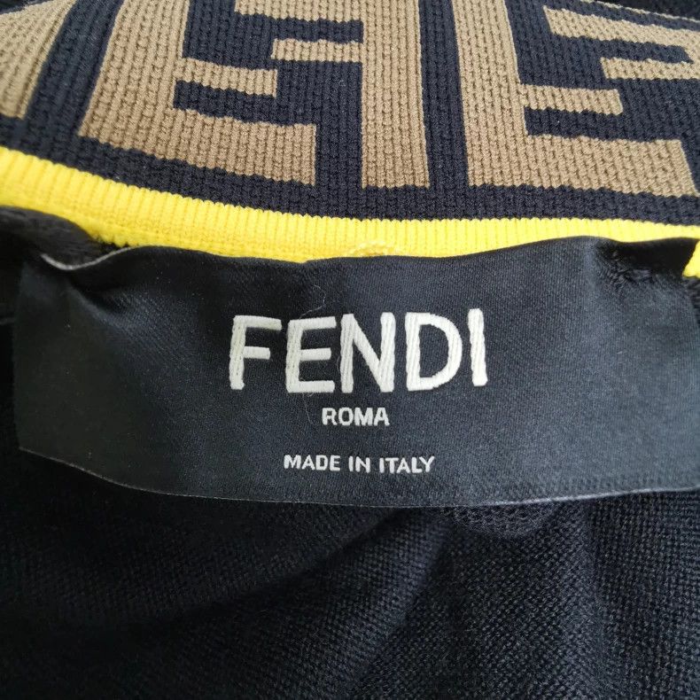 Fendi Fendi Wool Blend Colorblock Turtleneck Sweater Size US L / EU 52-54 / 3 - 5 Thumbnail
