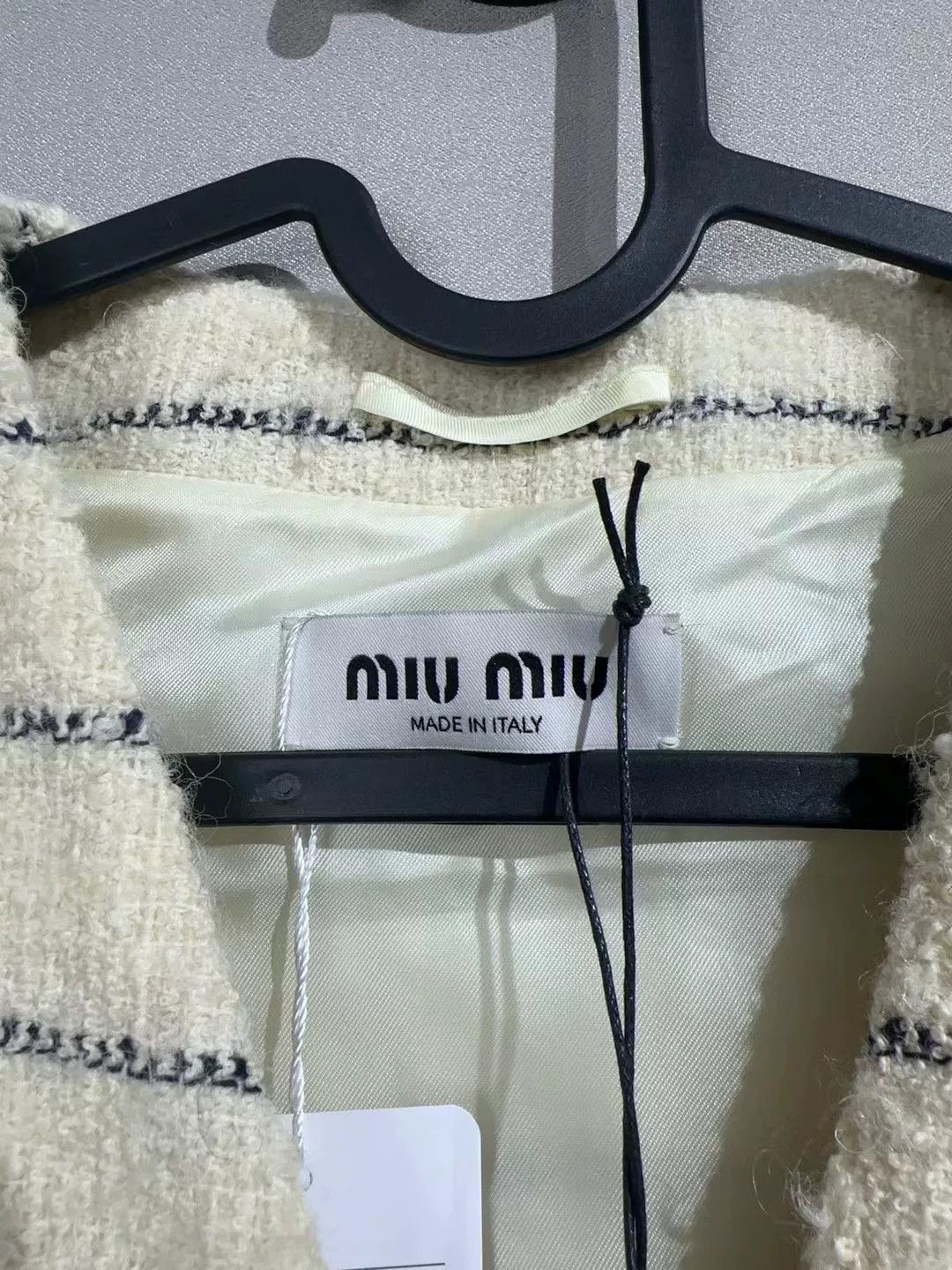 Miu Miu miumiu striped tweed vest with gold buttons Size US M / EU 48-50 / 2 - 3 Thumbnail