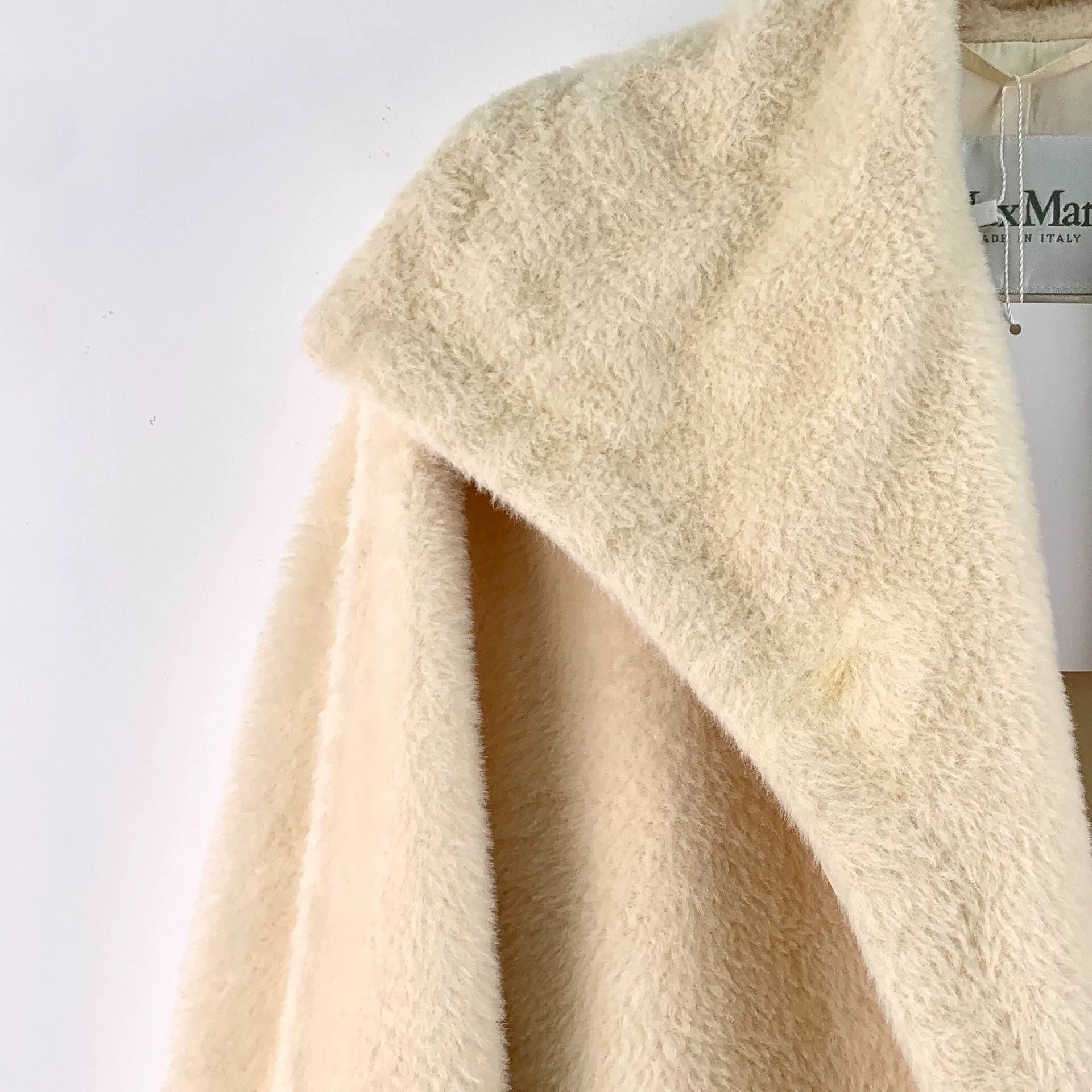 Max Mara beige long-sleeve belted coat by Maxmara Size US XS / EU 42 / 0 - 3 Thumbnail
