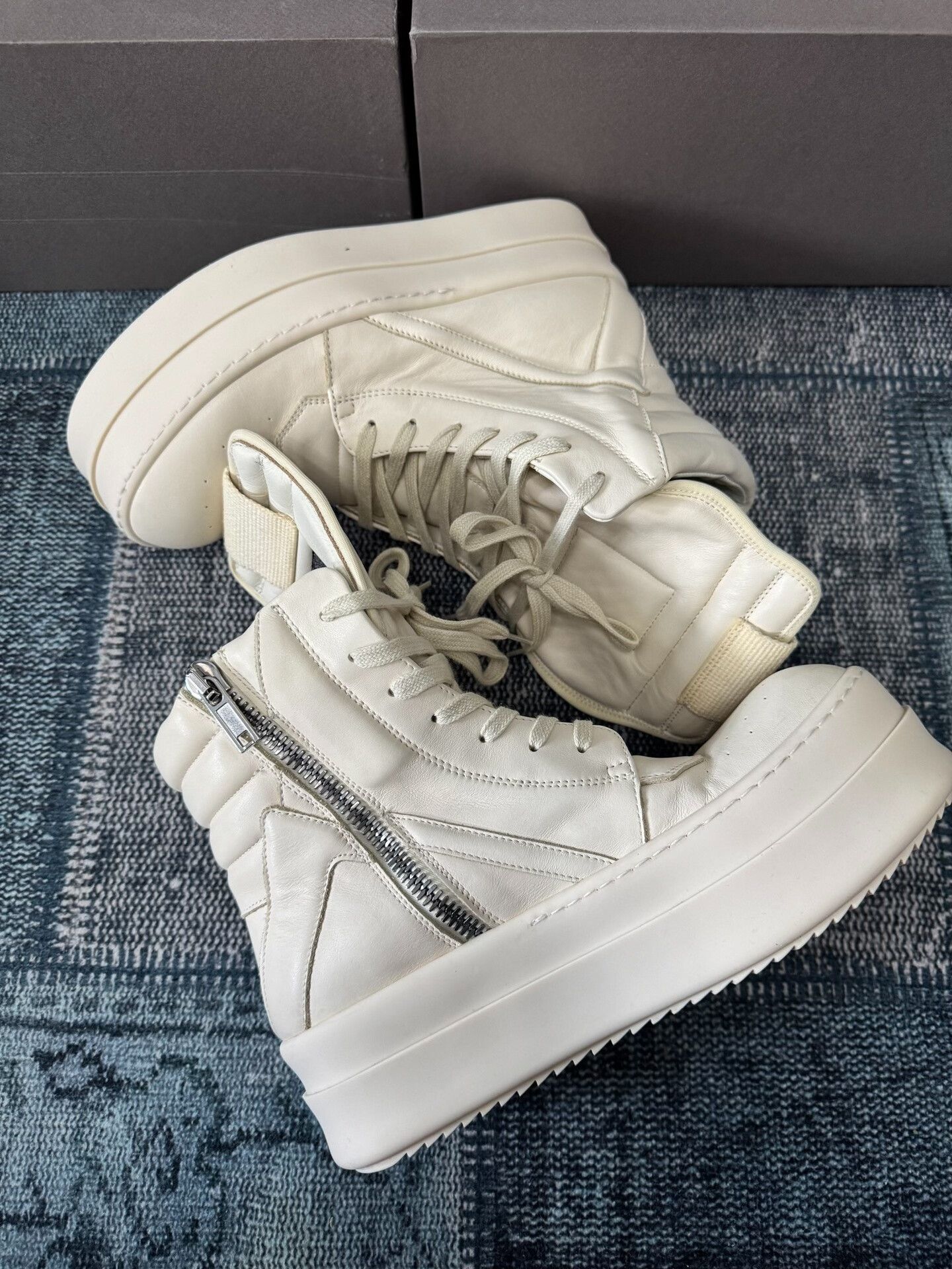 Rick Owens rick owens white low wedge sneakers size 39 Size US 7 / EU 40 - 3 Thumbnail