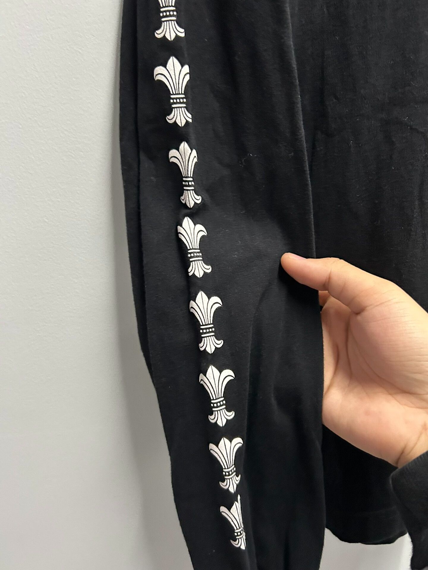 Chrome Hearts Chrome Hearts Long Sleeve Floral Graphic Shirt Size US S / EU 44-46 / 1 - 3 Thumbnail