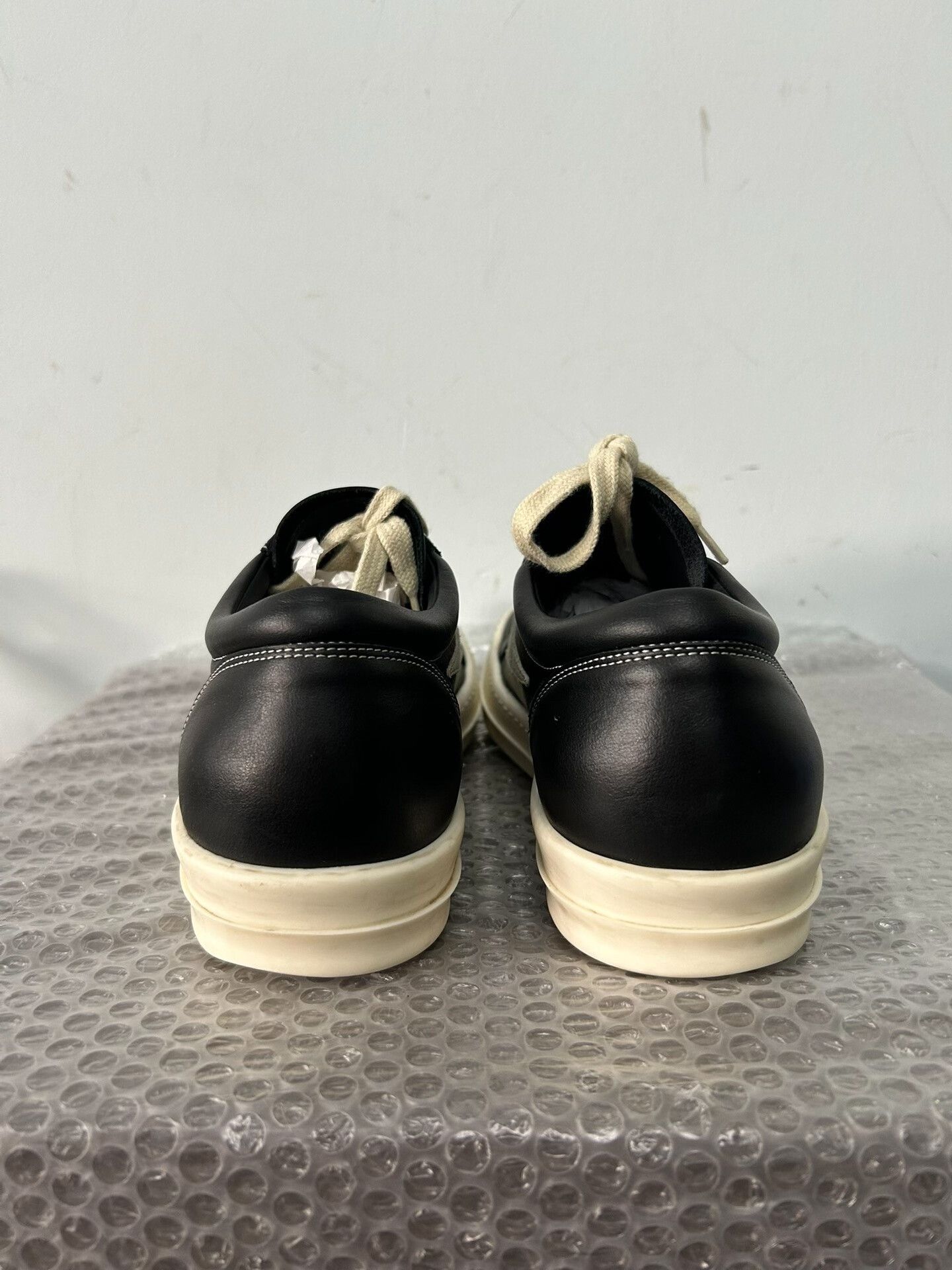 Rick Owens rick owens black leather sneakers size 41 Size US 8 / EU 41 - 4 Thumbnail