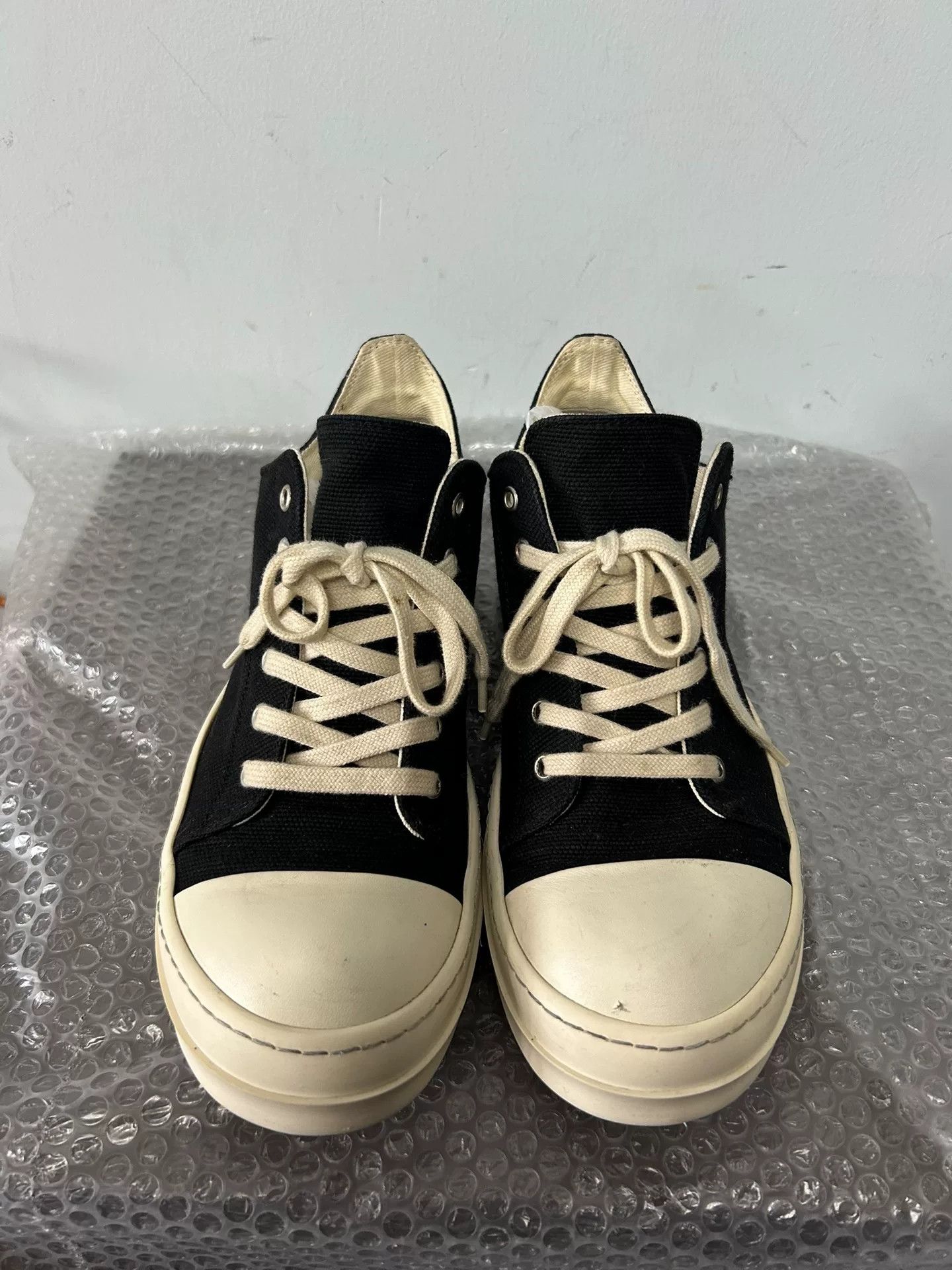 Rick Owens rick owens low-top classic sneakers size 41 Size US 8 / EU 41 - 2 Thumbnail