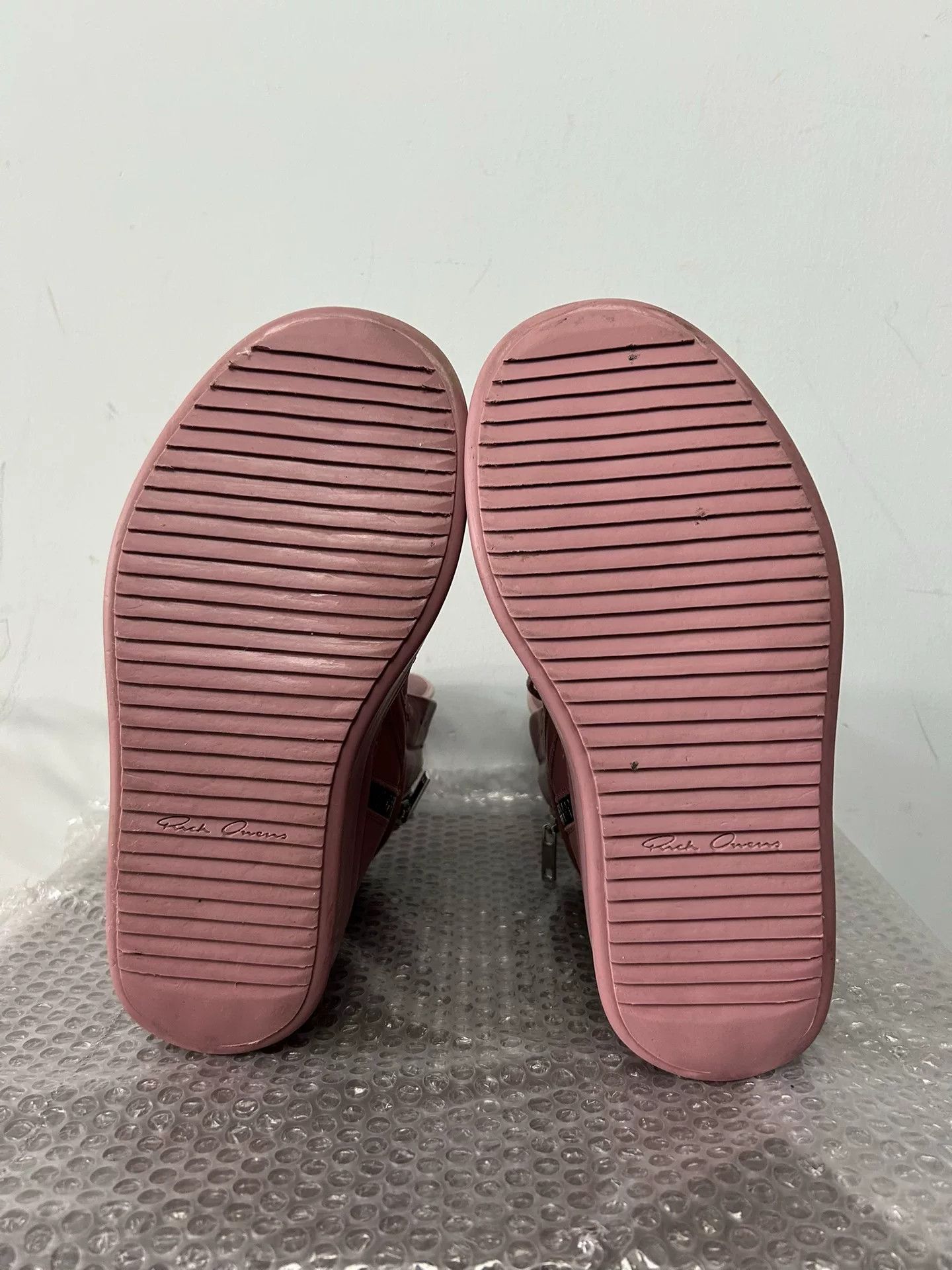 Rick Owens rick owens pink low-top boots size 40 Size US 7 / EU 40 - 7 Thumbnail