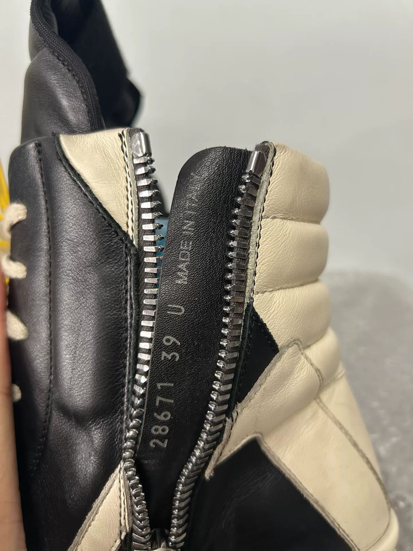 Rick Owens rick owens black leather high-top sneakers Size US 8 / EU 41 - 6 Thumbnail