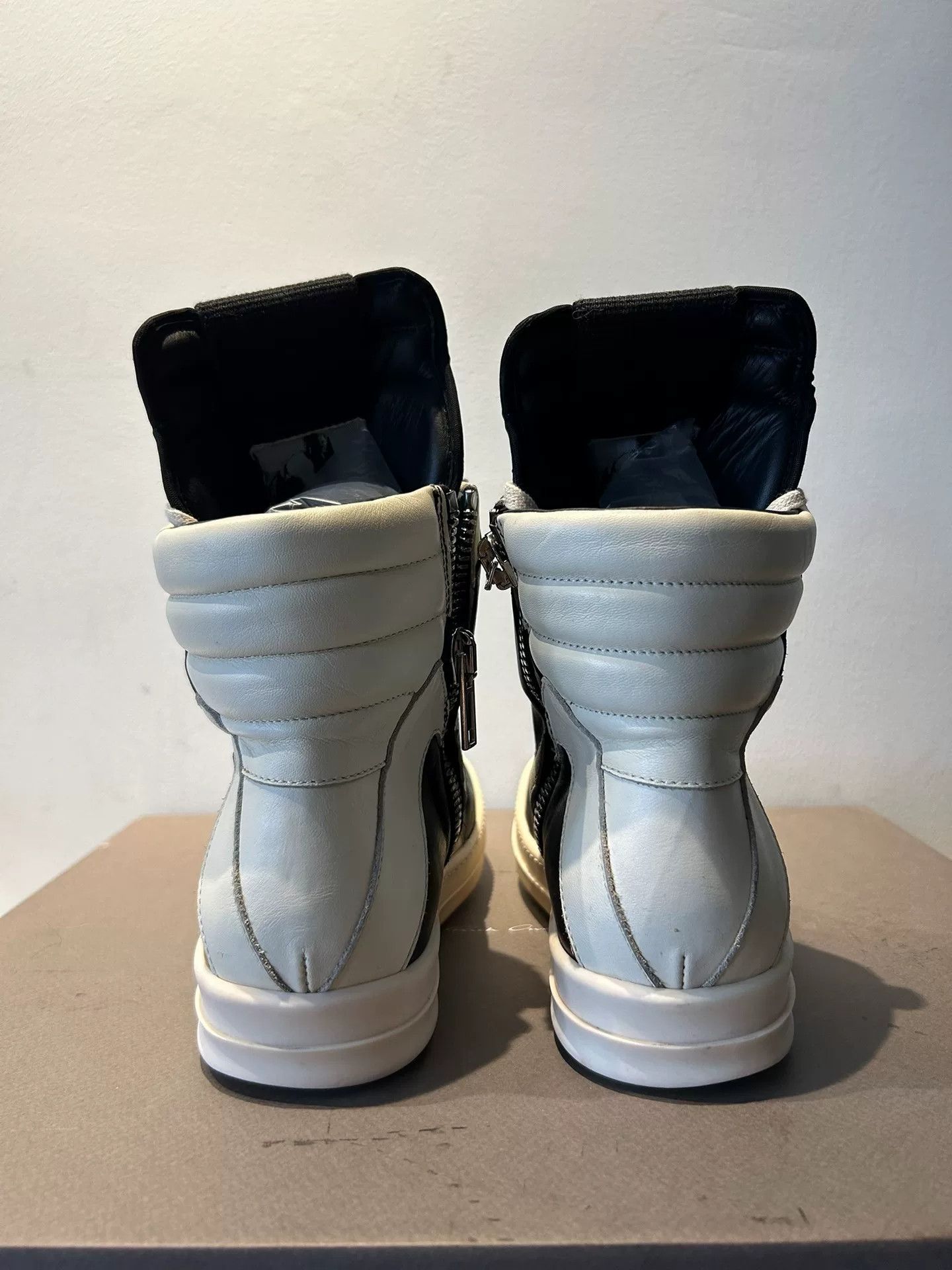 Rick Owens rick owens black high-top sneakers size 37 Size US 6 / EU 39 - 4 Thumbnail