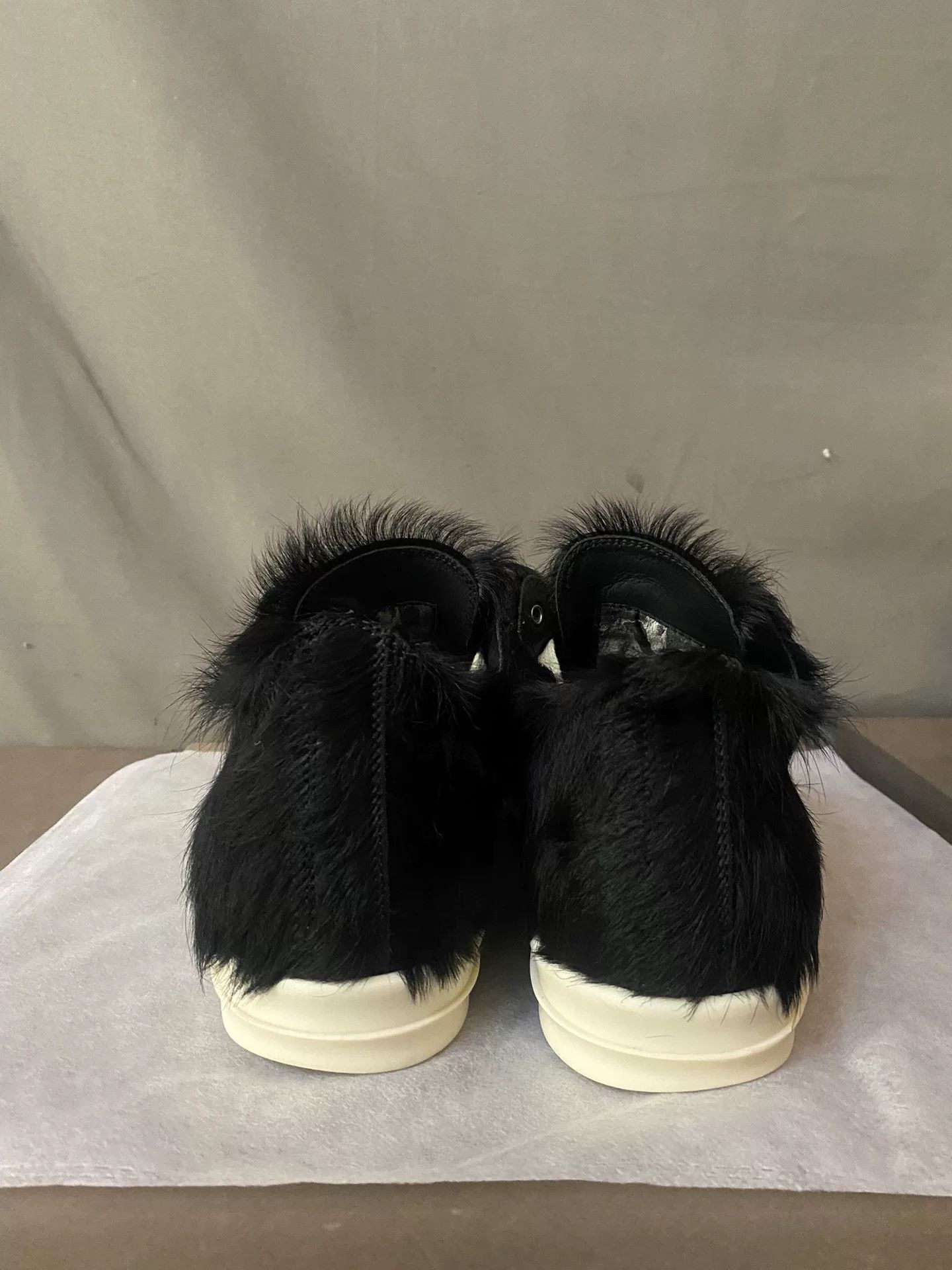 Rick Owens rick owens low-top fur sneakers size 40 Size US 7.5 / EU 40-41 - 4 Thumbnail