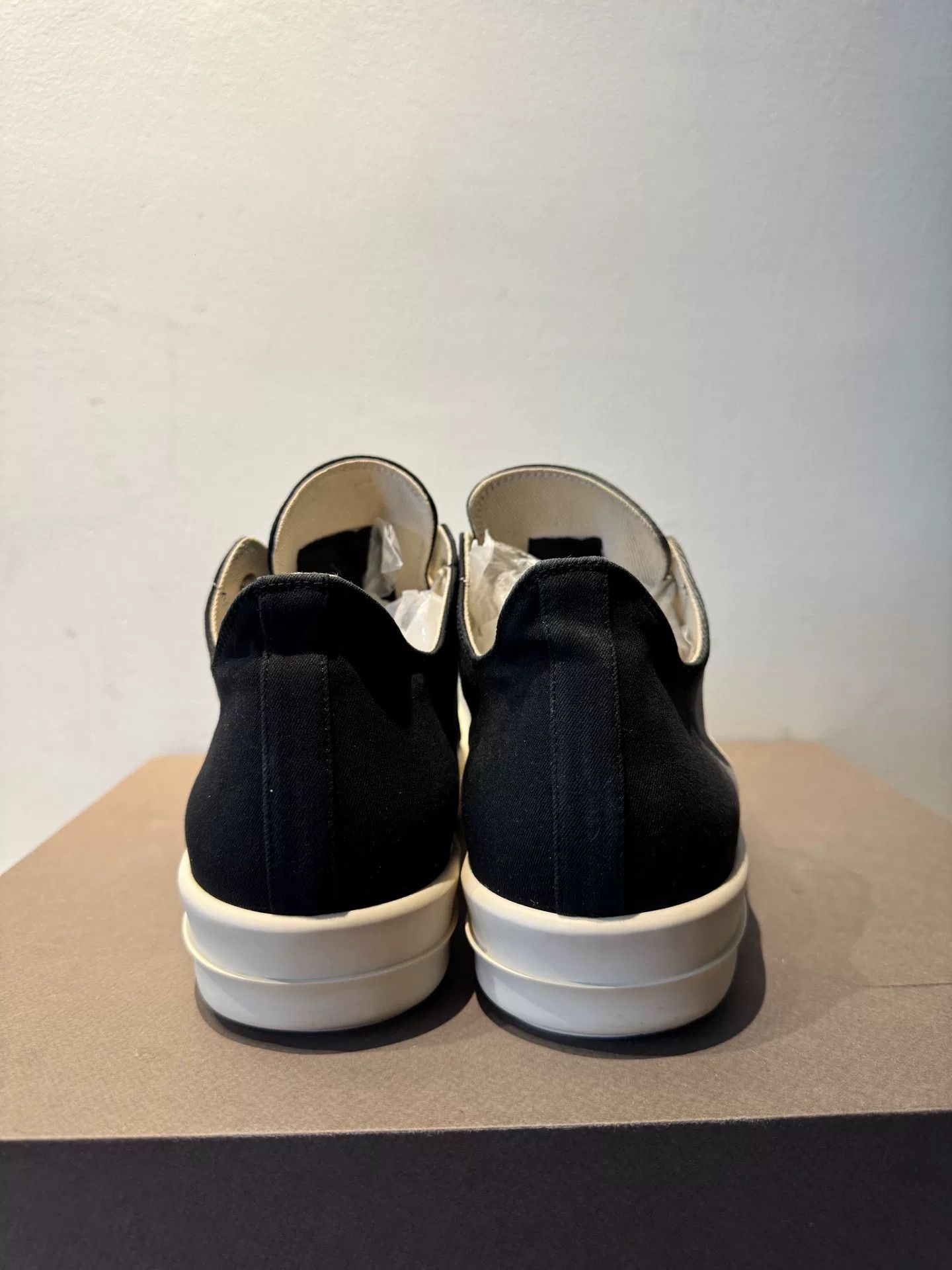 Rick Owens rick owens low-top gradient sneakers size 41 Size US 8 / EU 41 - 4 Thumbnail