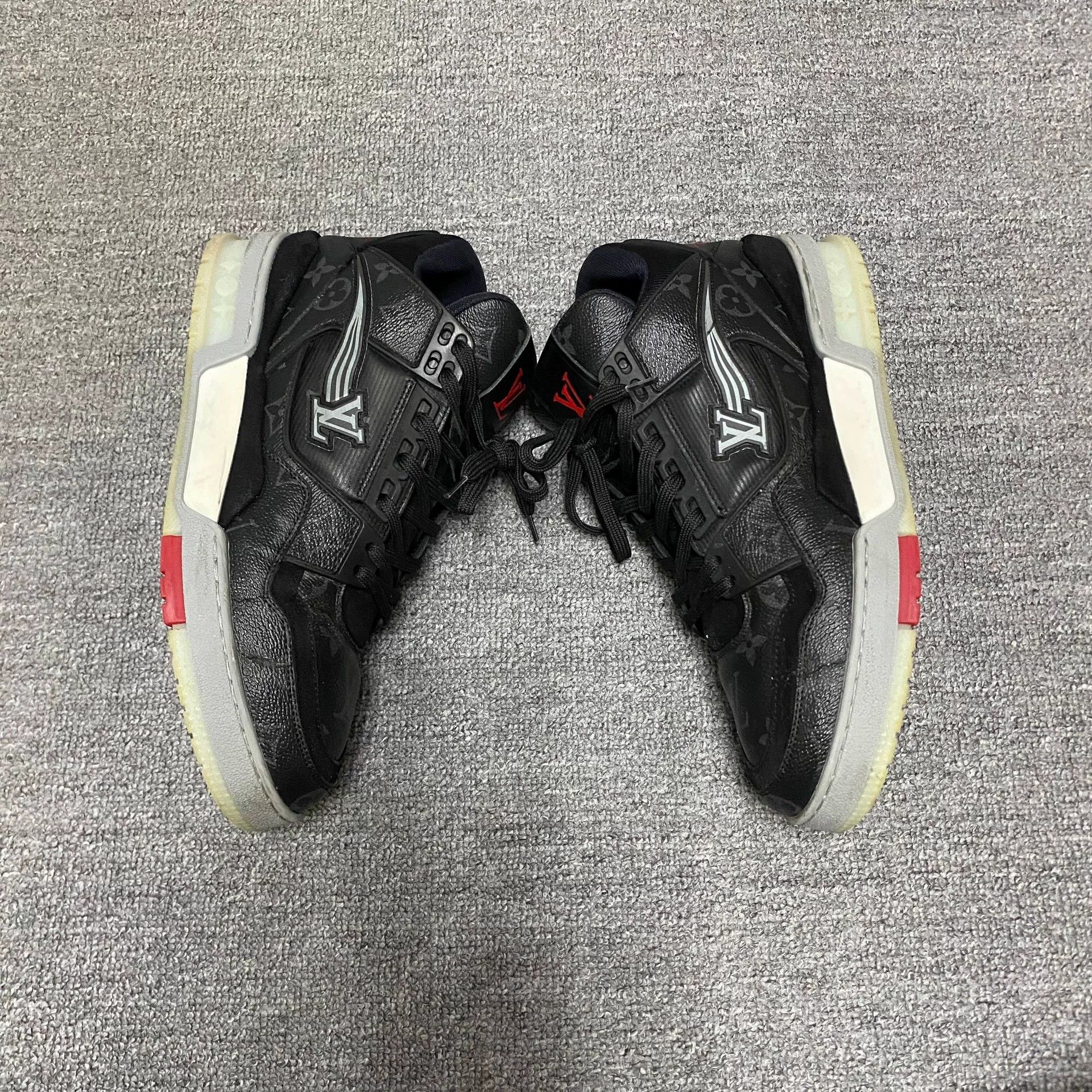 Louis Vuitton LOUIS VUITTON LV Trainer Black Sneakers Size US 7.5 / EU 40-41 - 5 Thumbnail