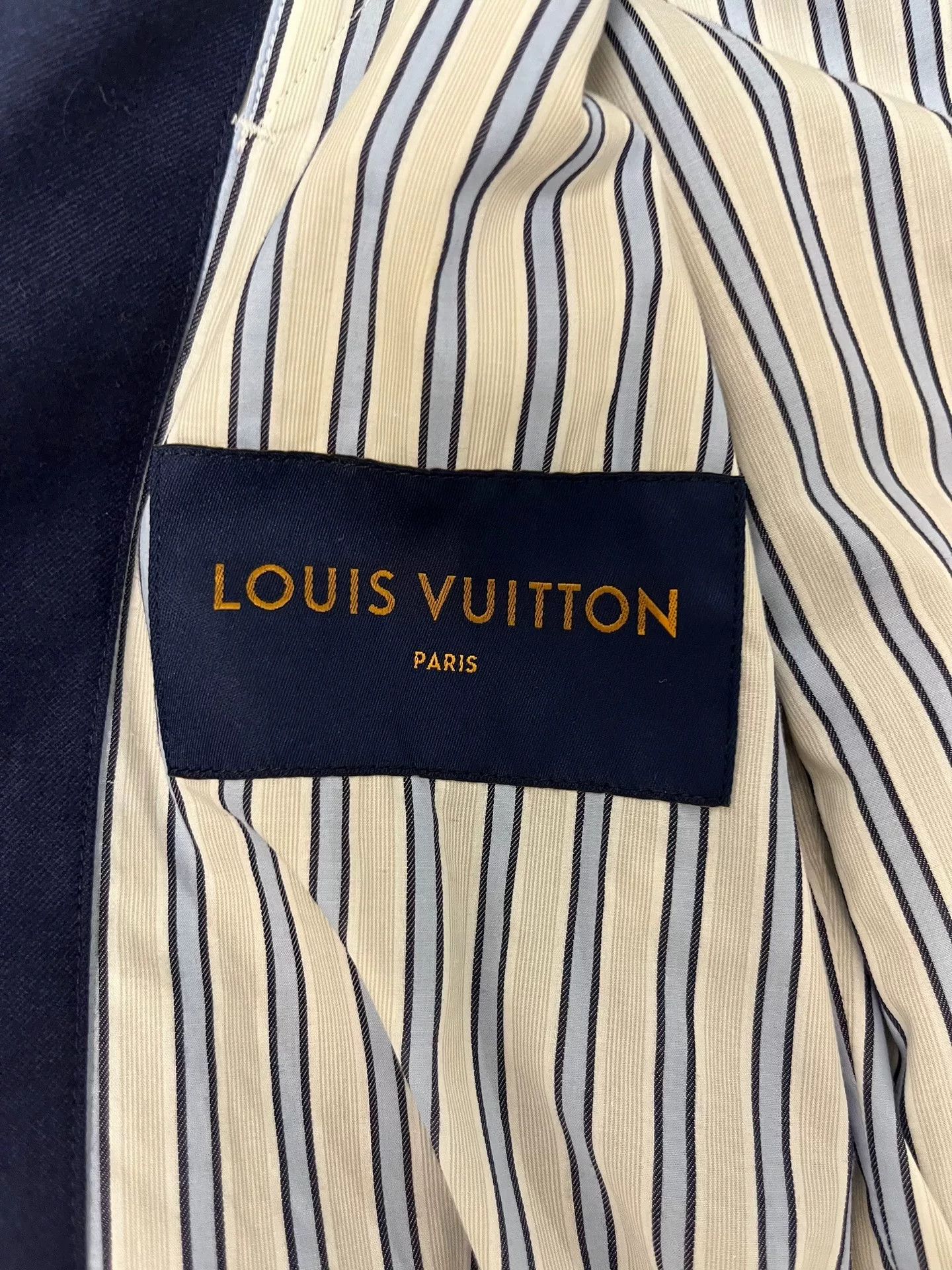 Louis Vuitton new louis vuitton navy jacket with tags Size US L / EU 52-54 / 3 - 3 Thumbnail
