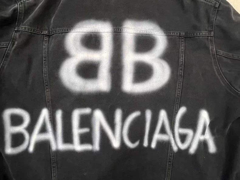 Balenciaga Balenciaga Graffiti Denim Jacket Black Size US S / EU 44-46 / 1 - 3 Thumbnail