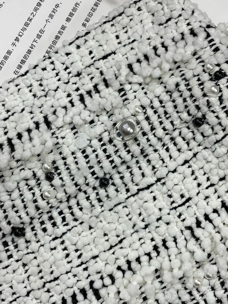 Chanel Chanel Black White Knit Stripe Skirt Size US 38 / EU 54 - 2 Thumbnail