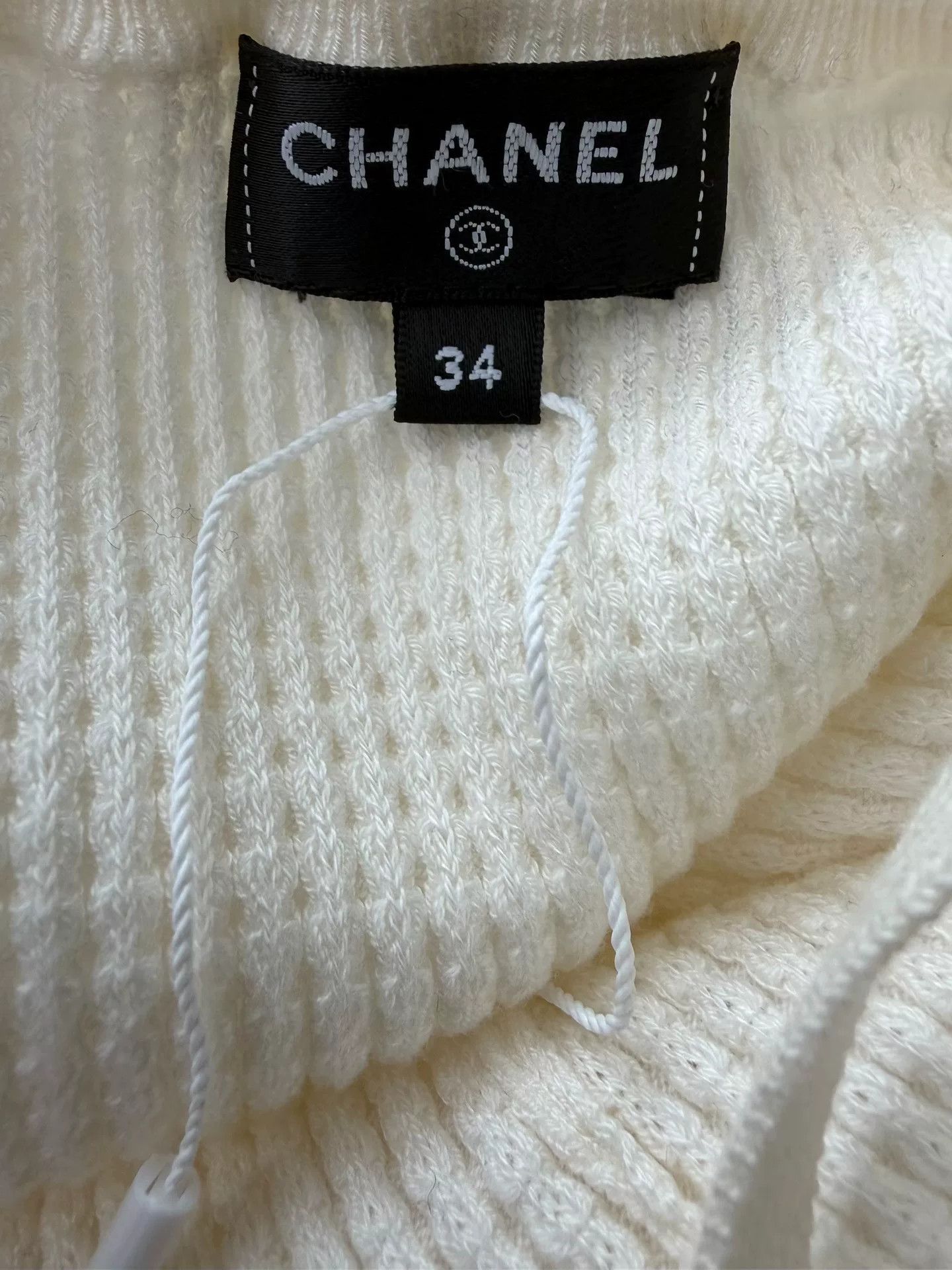Chanel Chanel 24A Beige Knit Camisole Top Size US S / EU 44-46 / 1 - 4 Thumbnail