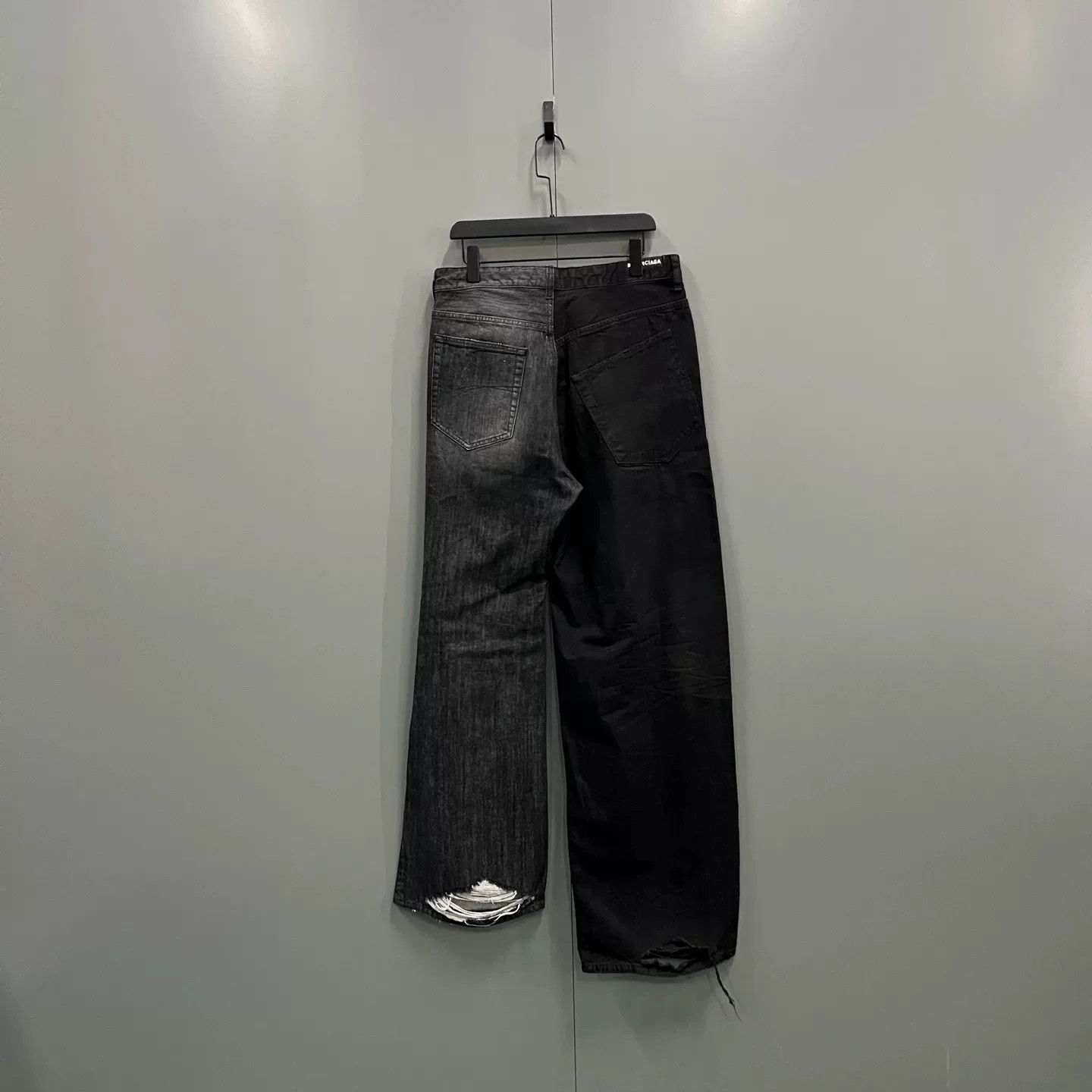 Balenciaga Balenciaga Patchwork Asymmetric Jeans Size US 26 / EU 42 - 2 Thumbnail