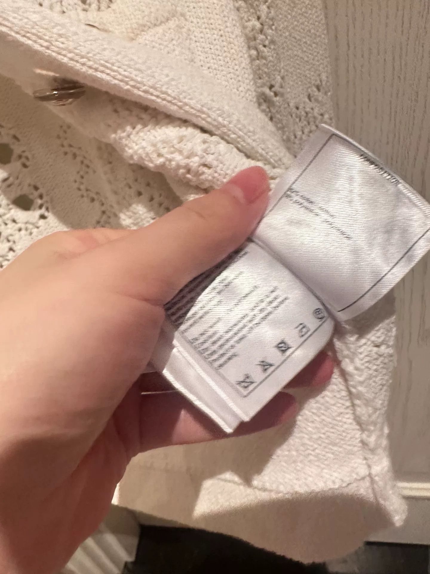 Chanel white cropped Chanel cardigan 2021 Size US S / EU 44-46 / 1 - 4 Thumbnail