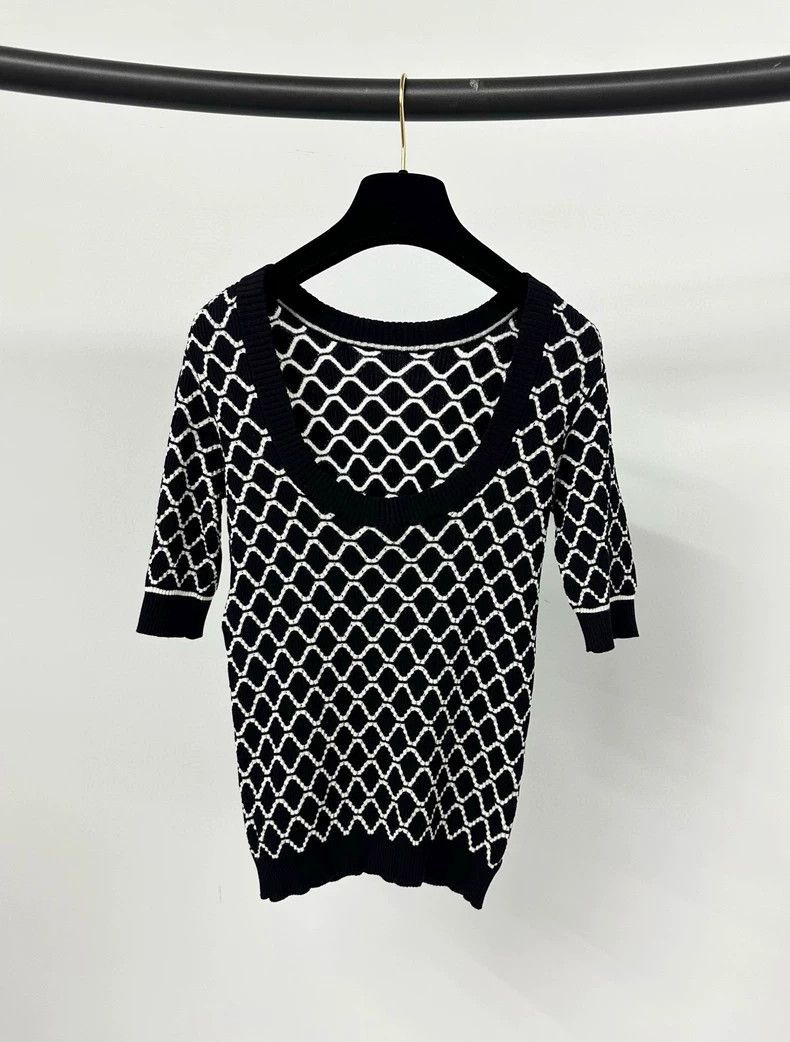 Chanel Chanel Black White Quilted Knit Top Size US S / EU 44-46 / 1 - 2 Thumbnail