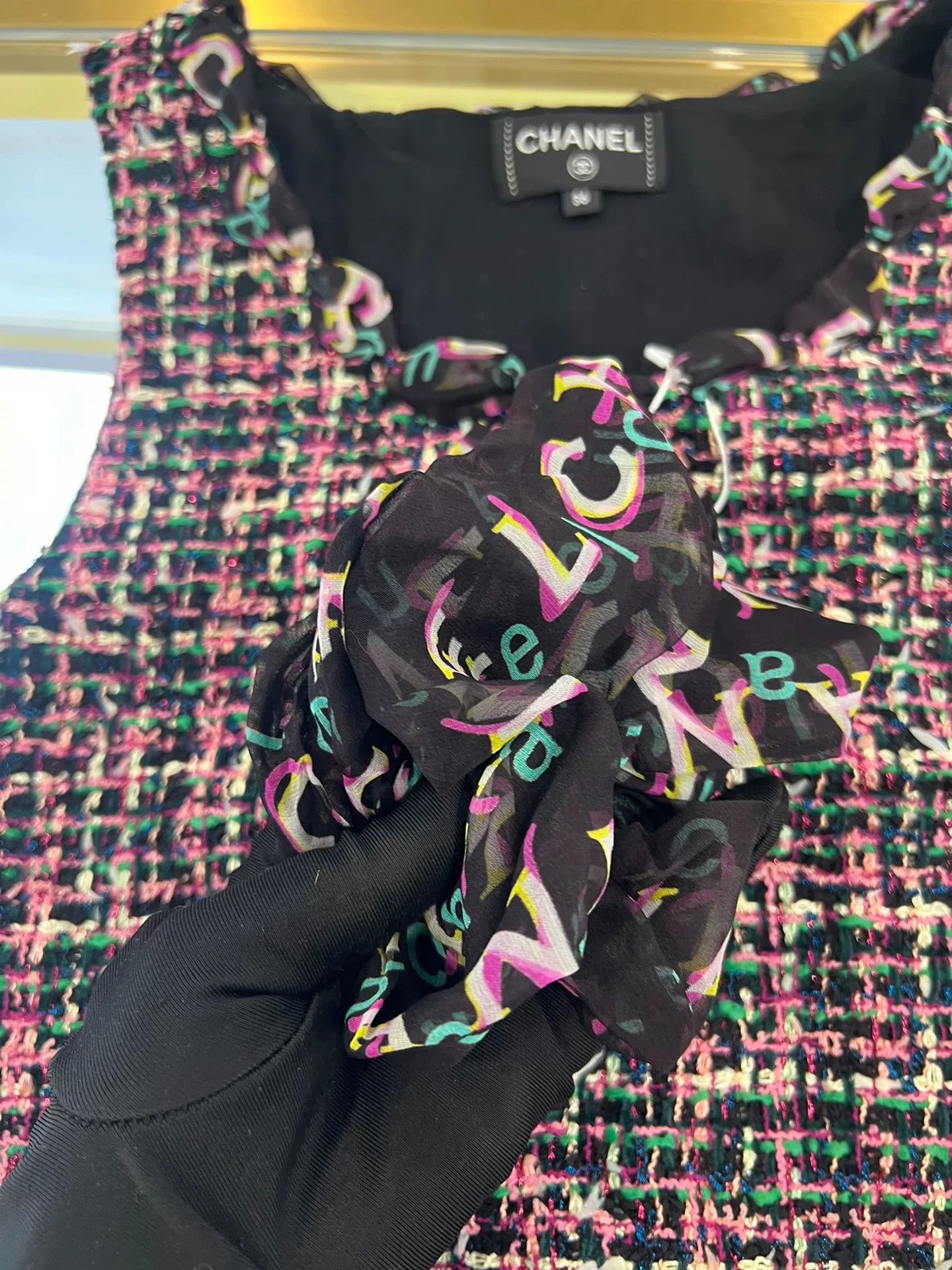 Chanel CHANEL Silk Tweed Sleeveless Vest Size US S / EU 44-46 / 1 - 8 Thumbnail