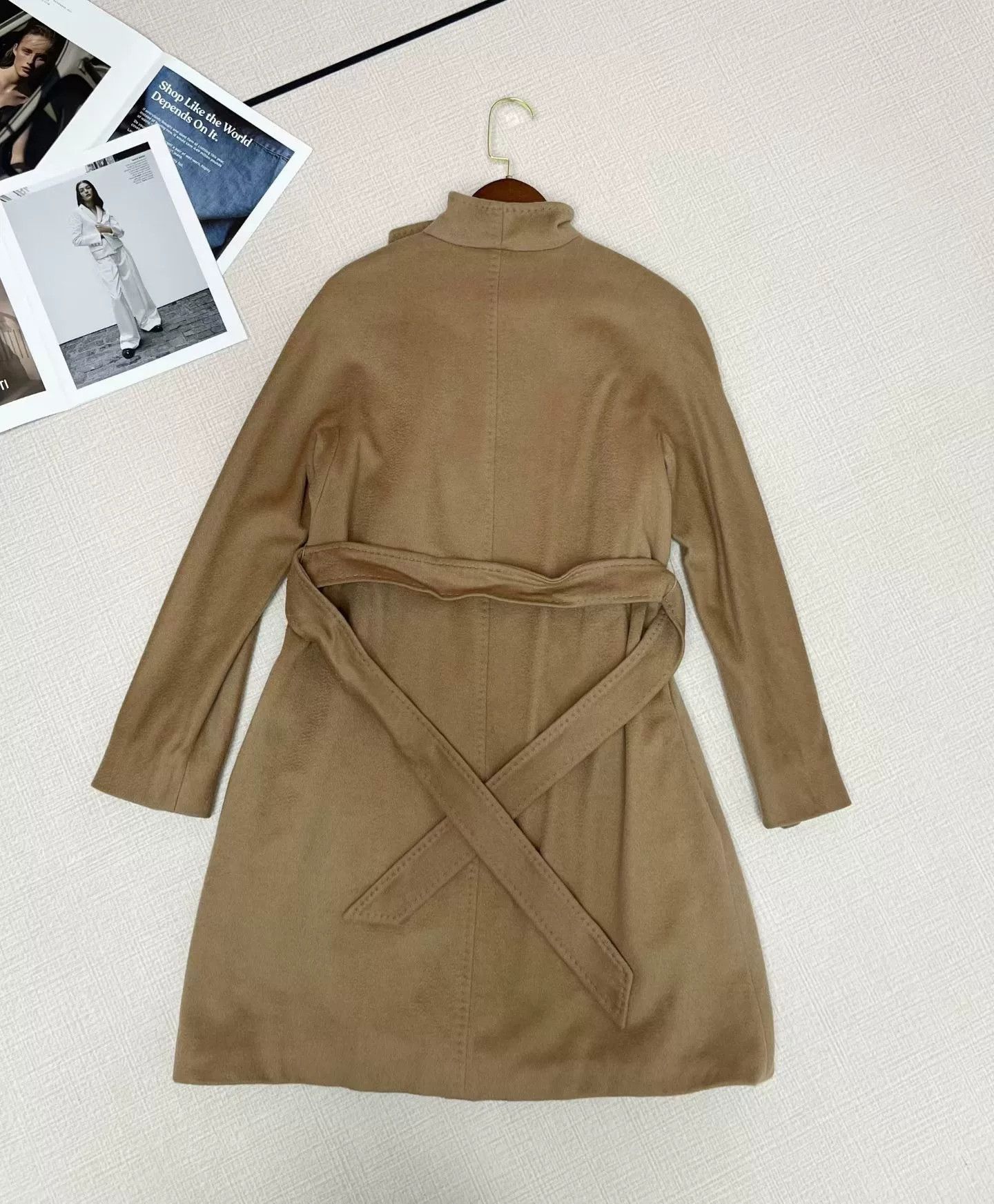 Max Mara MaxMara Cashmere Camel Classic Coat Size US XS / EU 42 / 0 - 3 Thumbnail