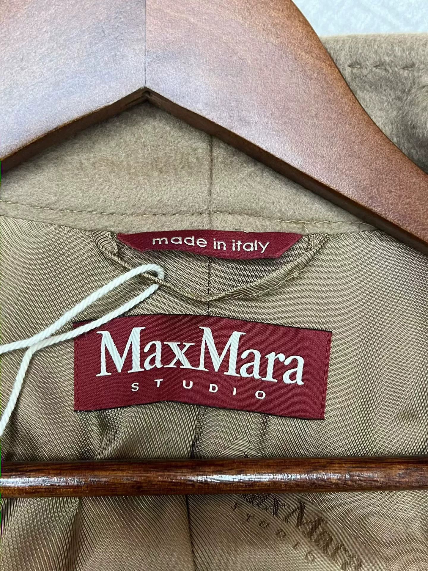 Max Mara MaxMara Cashmere Camel Classic Coat Size US XS / EU 42 / 0 - 4 Thumbnail