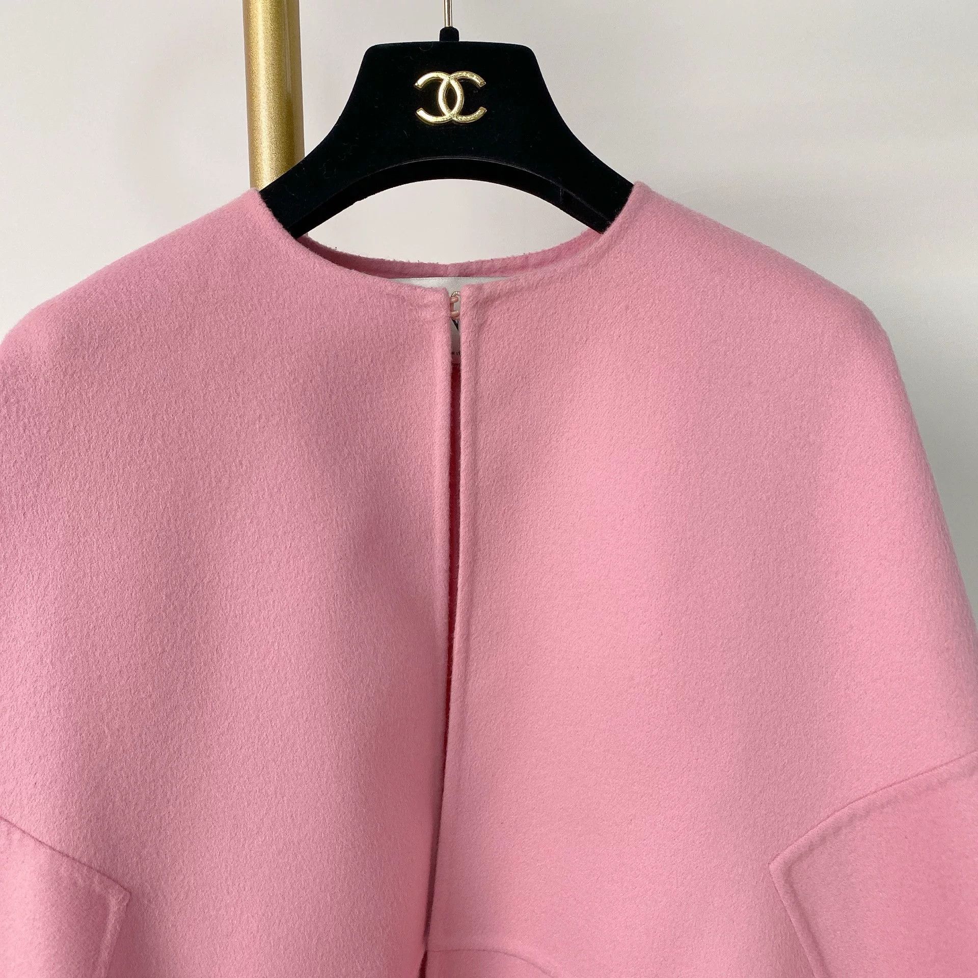 Valentino Valentino Pink Cape Size 38 Size US XS / EU 42 / 0 - 3 Thumbnail