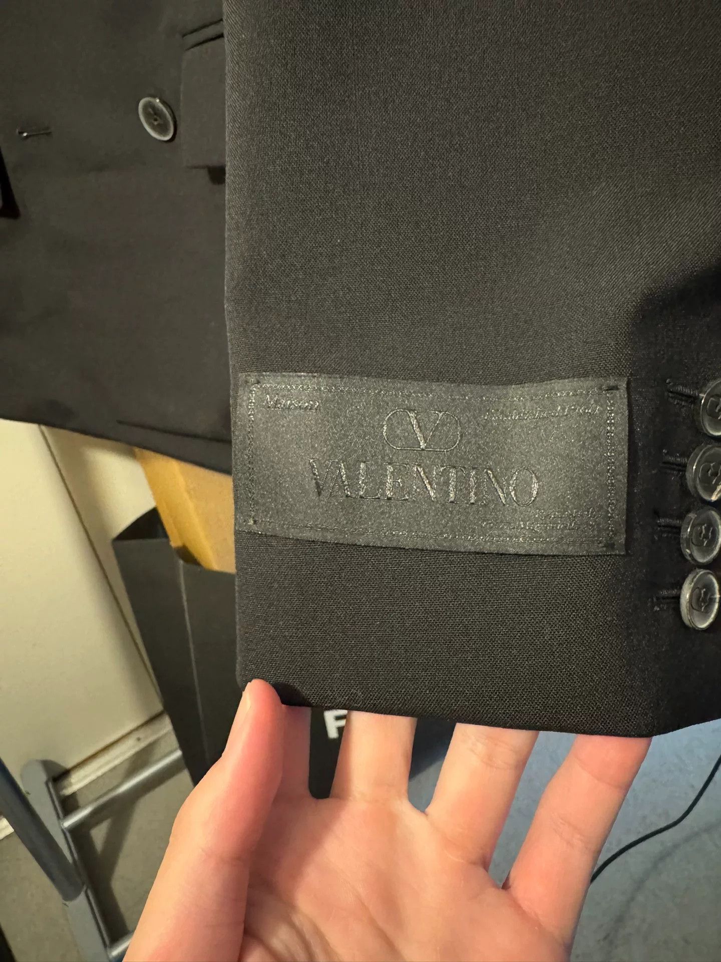 Valentino Valentino 100% Wool Suit Size 48 Size US L / EU 52-54 / 3 - 2 Thumbnail