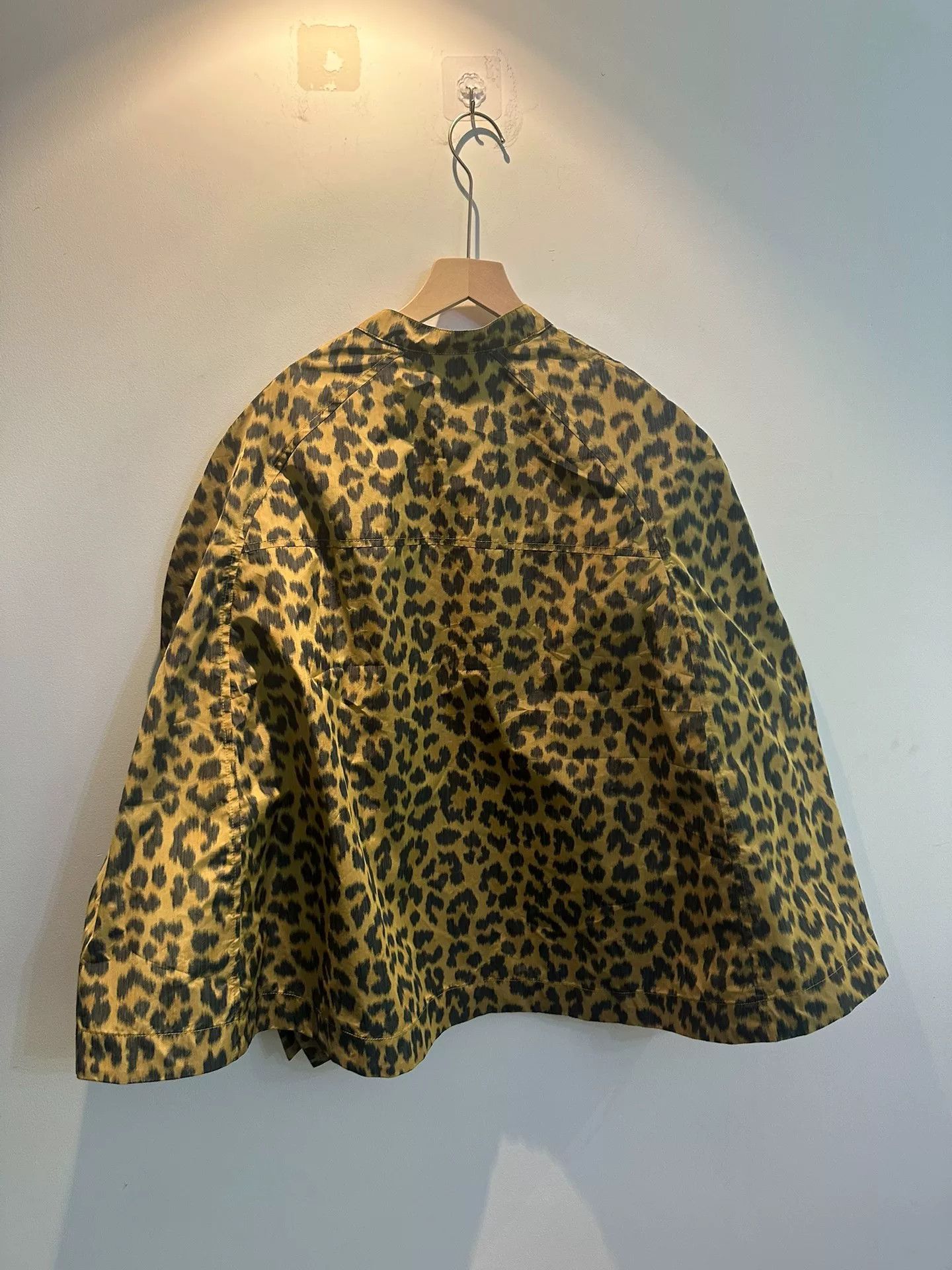 Dior Dior Leopard Print Cape Shirt Size L / US 10 / IT 46 - 2 Thumbnail