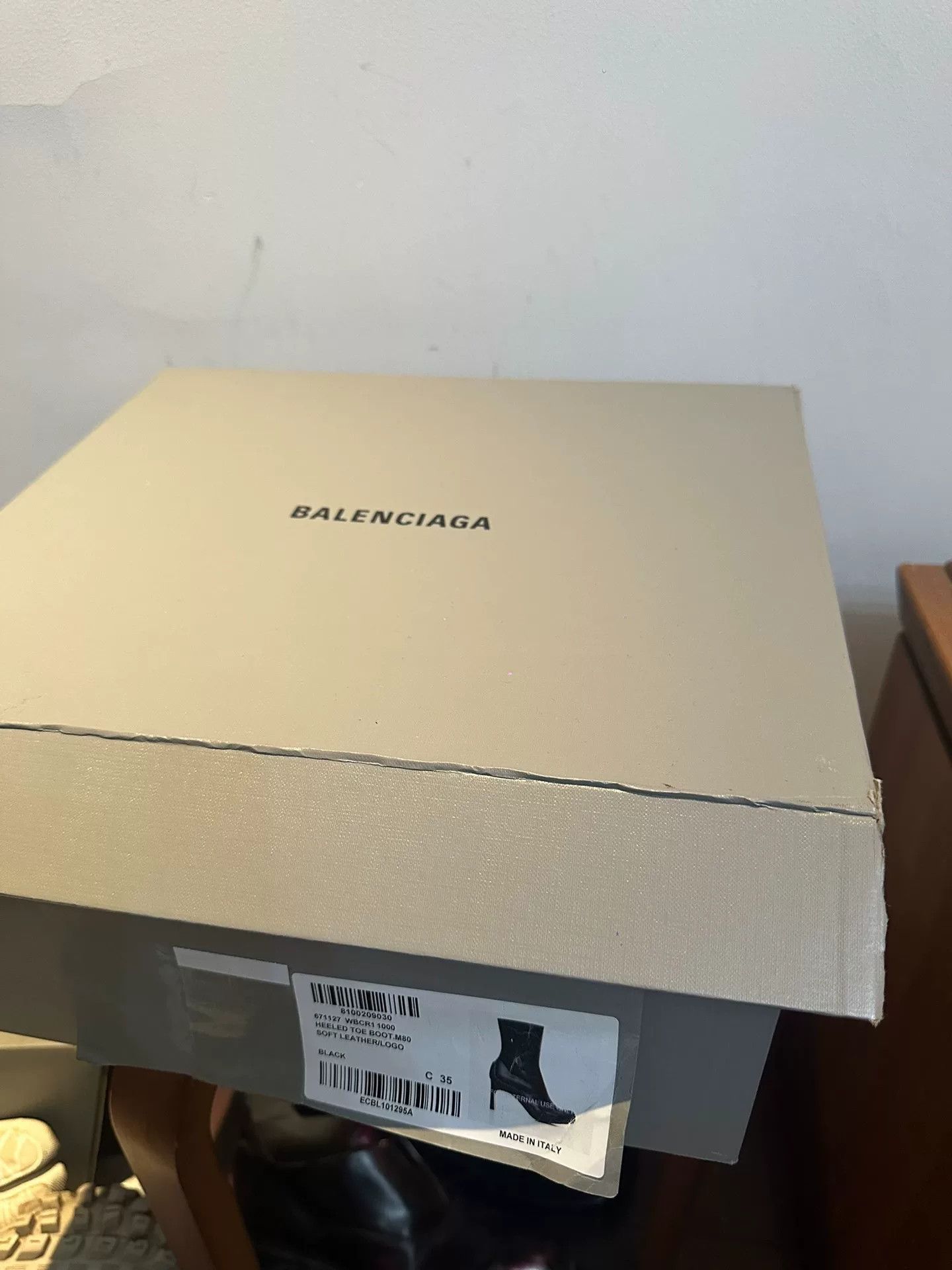 Balenciaga Balenciaga Black Leather Zip Ankle Boots Size US 5 / IT 35 - 6 Thumbnail