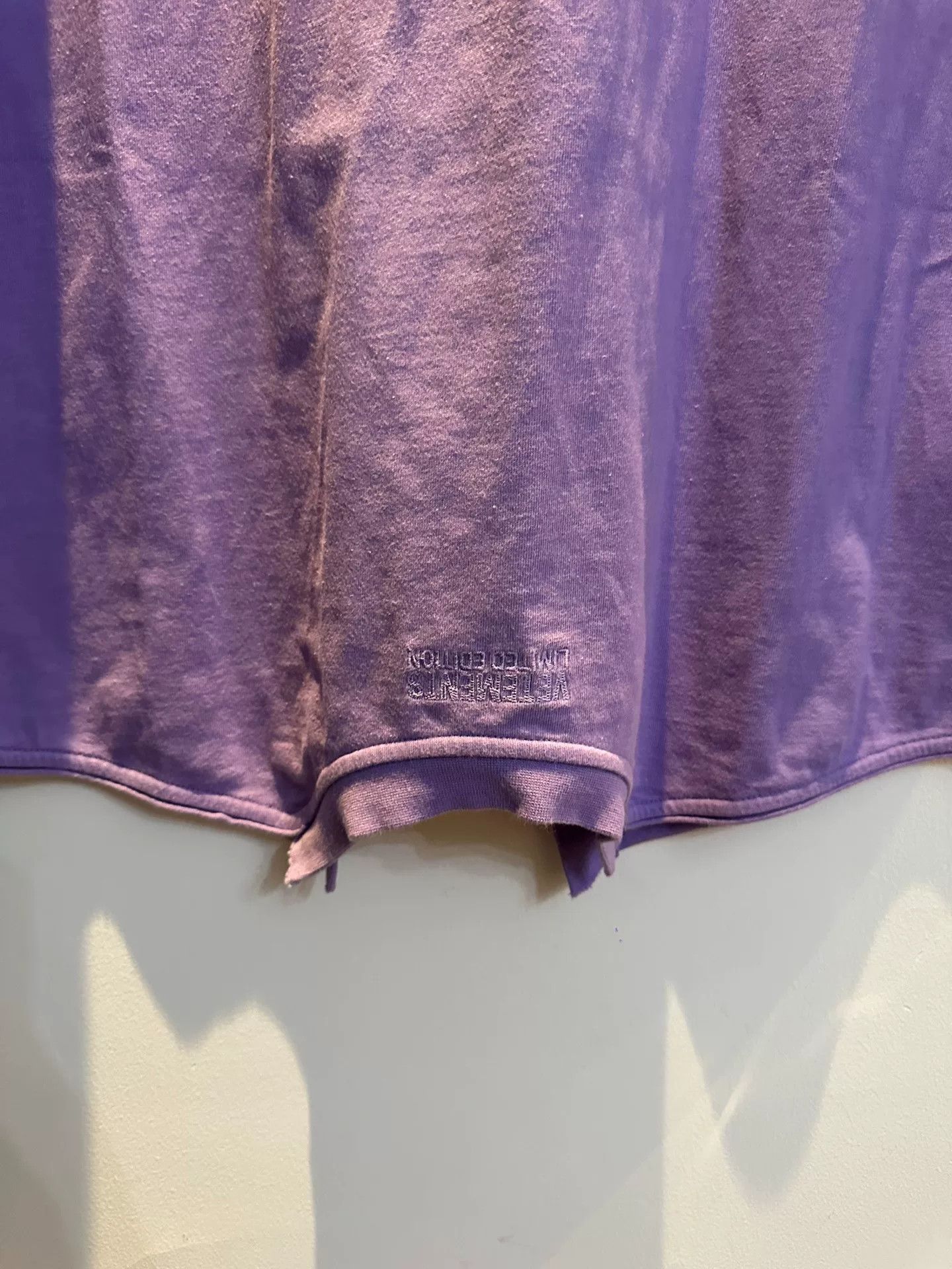Vetements vetements purple short sleeve graphic tee Size US S / EU 44-46 / 1 - 3 Thumbnail