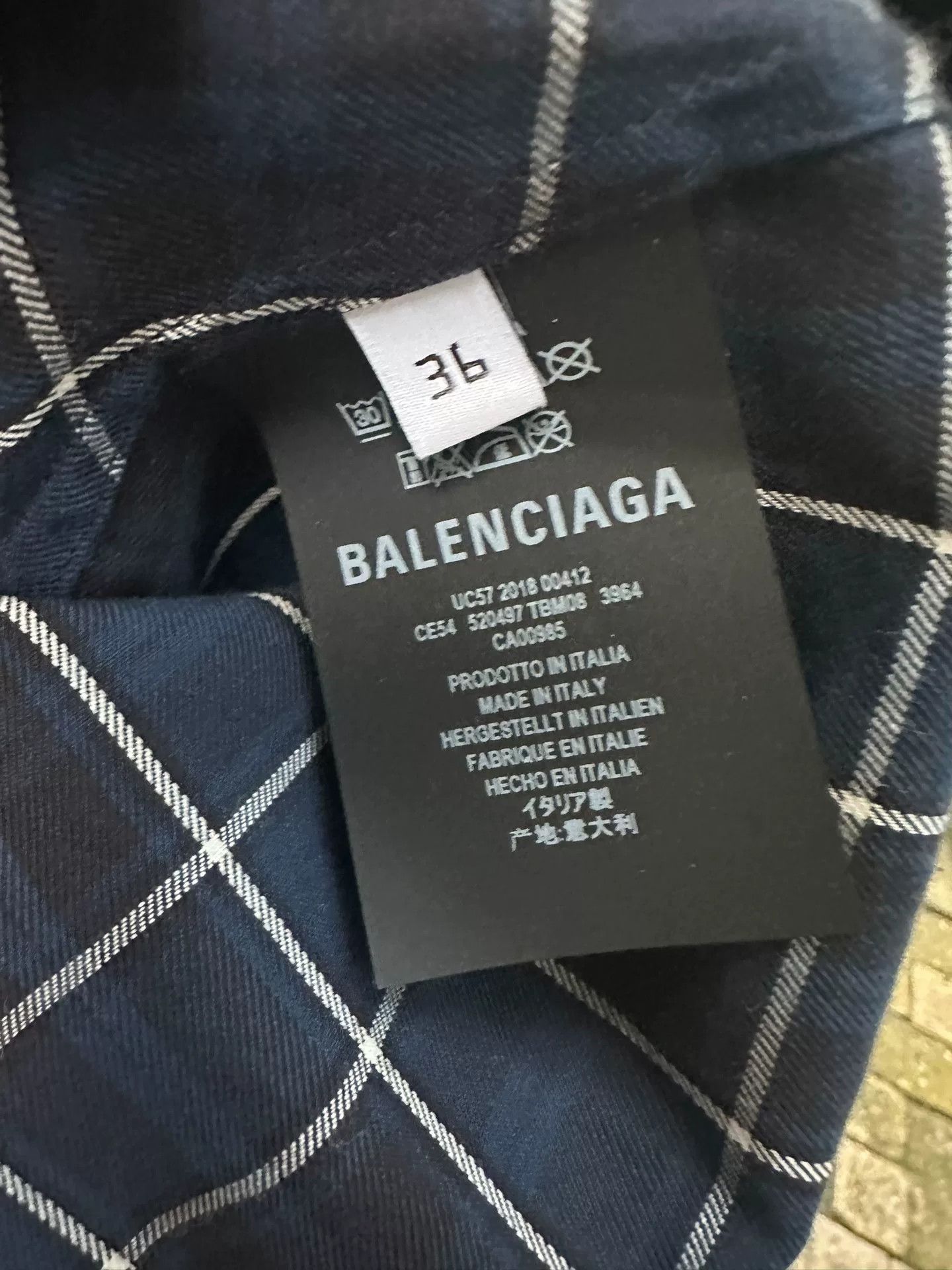 Balenciaga balenciaga logo print long sleeve shirt Size US S / EU 44-46 / 1 - 4 Thumbnail