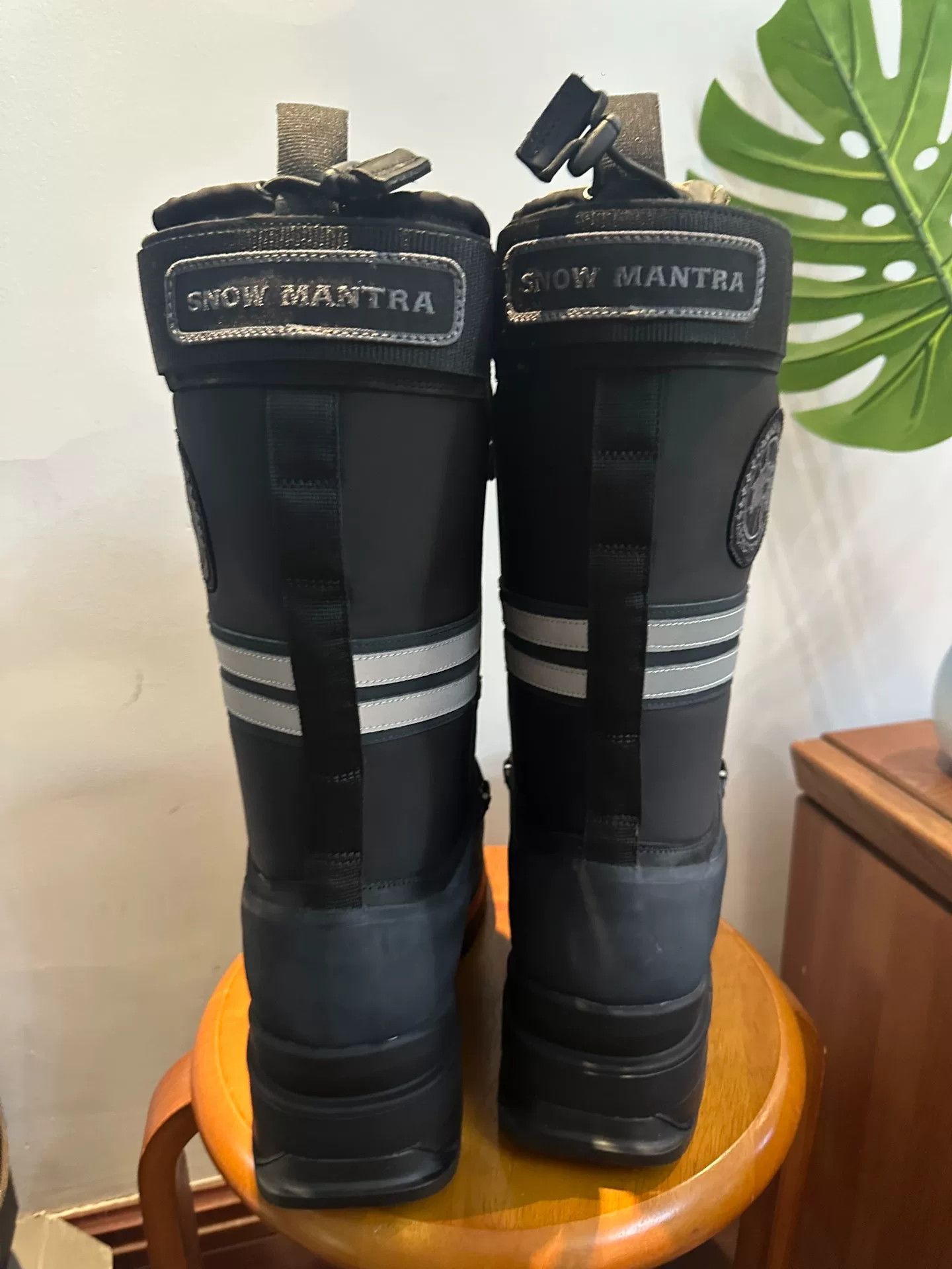 Canada Goose canada goose snow mantra tall snow boots Size US 8 / EU 41 - 3 Thumbnail