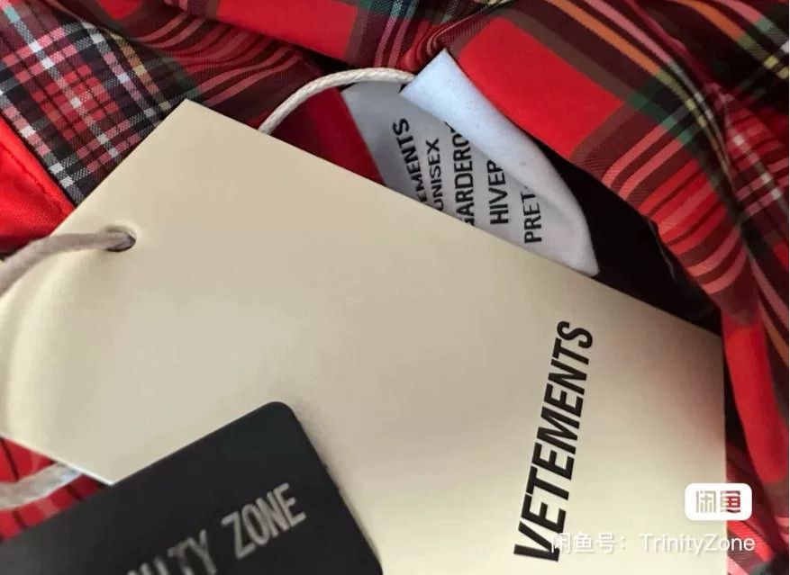 Vetements reversible plaid puffer jacket with hoods Size US L / EU 52-54 / 3 - 7 Thumbnail