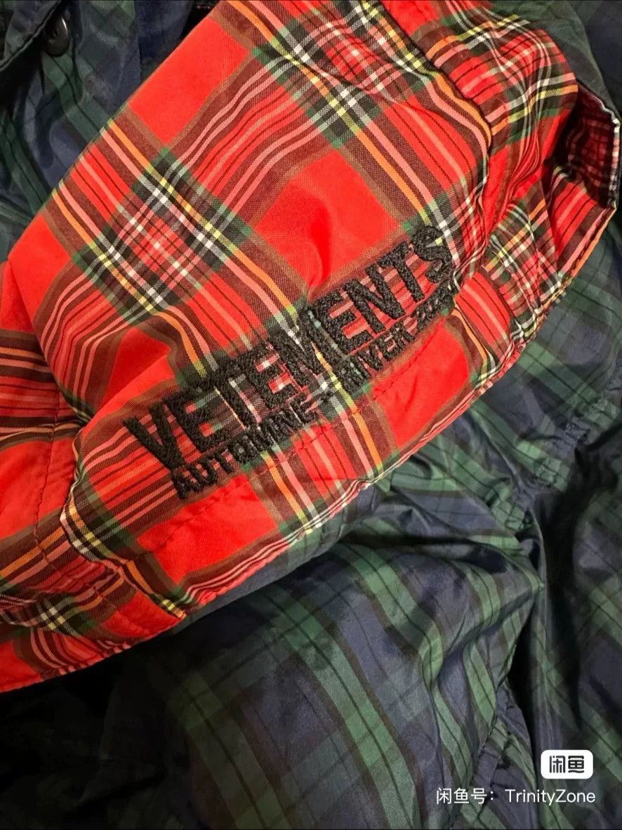 Vetements reversible plaid puffer jacket with hoods Size US L / EU 52-54 / 3 - 5 Thumbnail