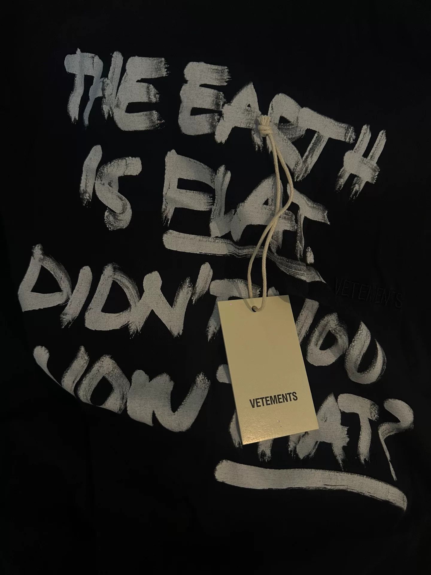 Vetements vetements earth flat graphic short sleeve shirt Size US M / EU 48-50 / 2 - 4 Thumbnail