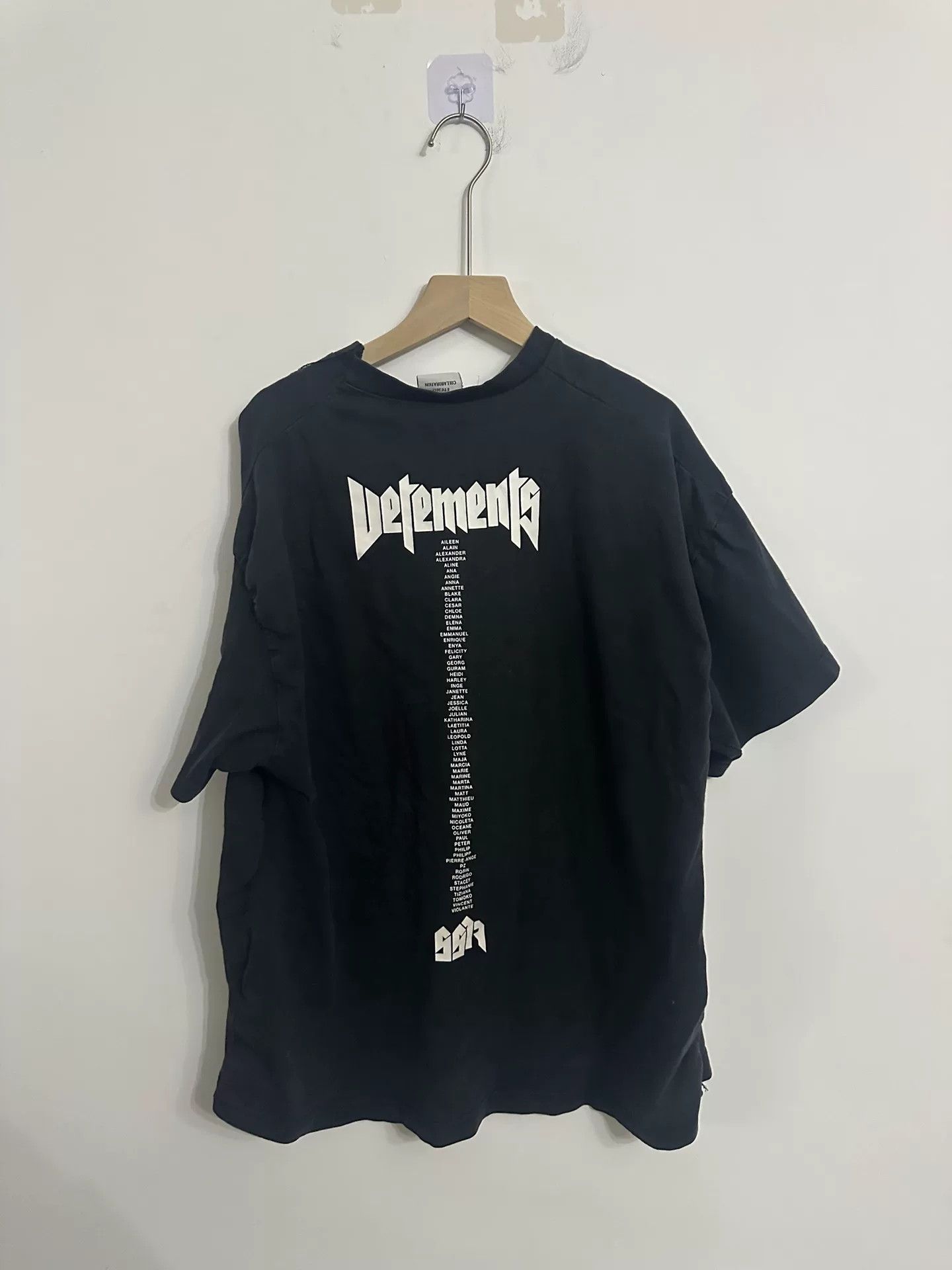 Vetements vetements staff short sleeve t-shirt Size US XS / EU 42 / 0 - 2 Thumbnail