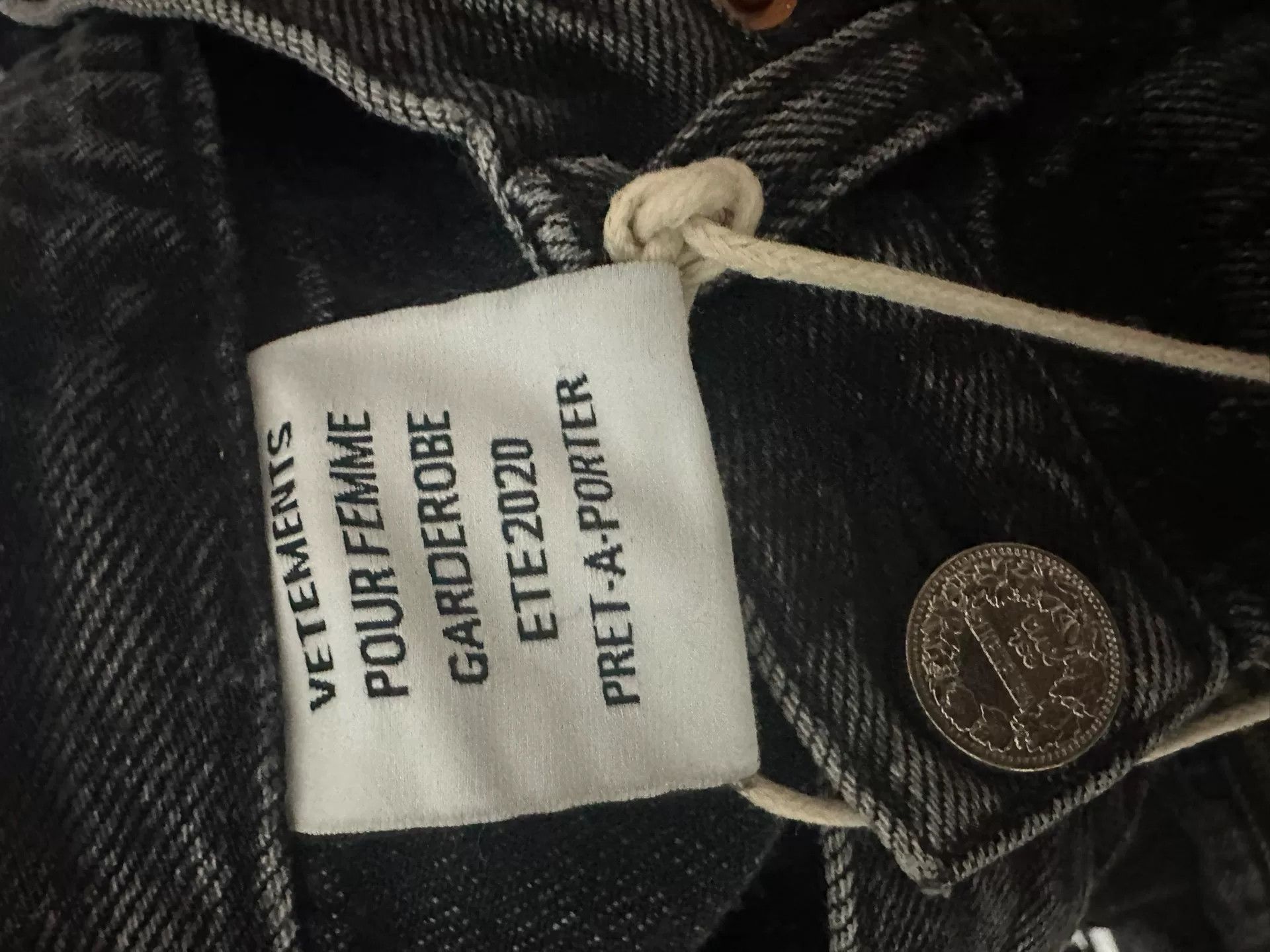 Vetements vetements zip-up denim pants in xs Size US 26 / EU 42 - 4 Thumbnail