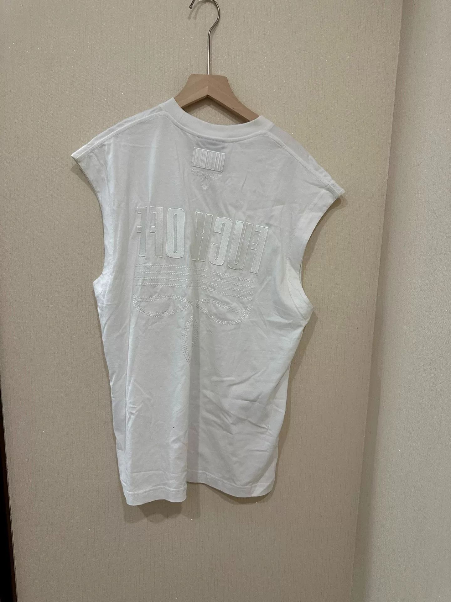 Vetements vetements f**k off sleeveless top in white Size US XS / EU 42 / 0 - 2 Thumbnail
