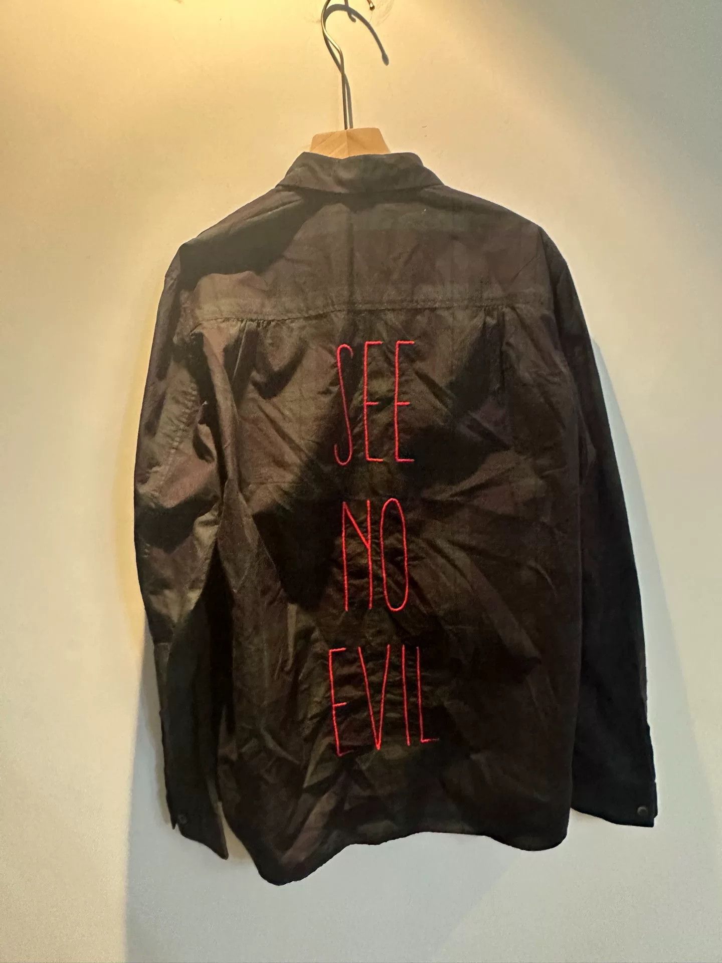 Undercover undercover hear no evil short sleeve shirt Size US S / EU 44-46 / 1 - 2 Thumbnail