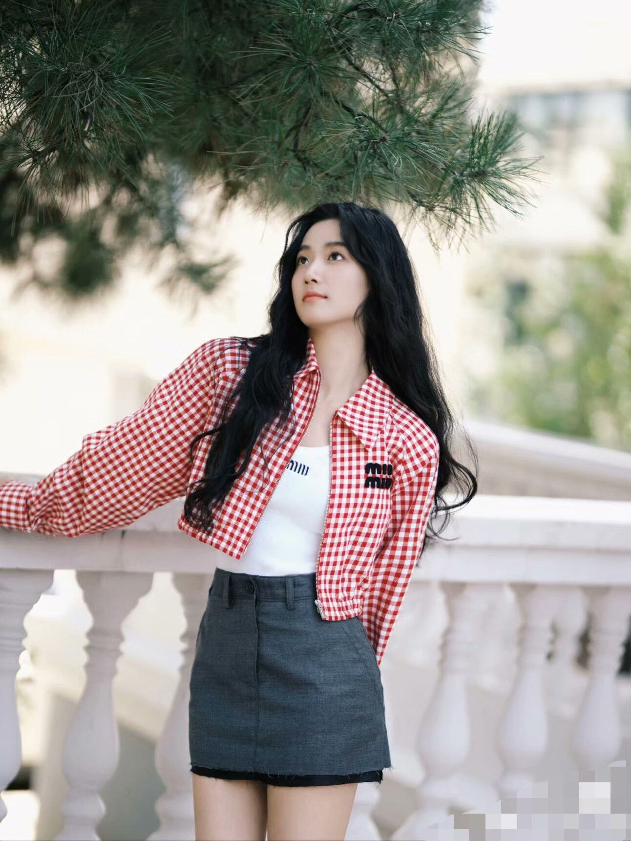 Miu Miu miu miu red and white checkered jacket Size US M / EU 48-50 / 2 - 9 Thumbnail
