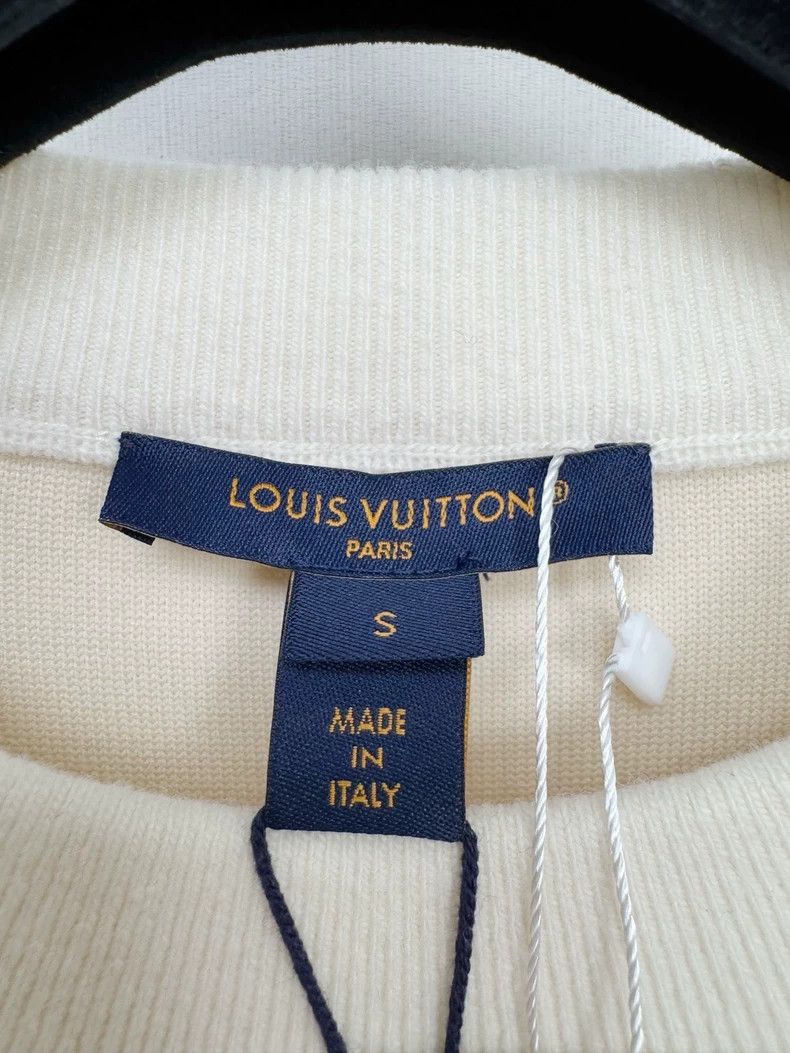 Louis Vuitton Louis Vuitton New Sweater with Tags Size US S / EU 44-46 / 1 - 3 Thumbnail