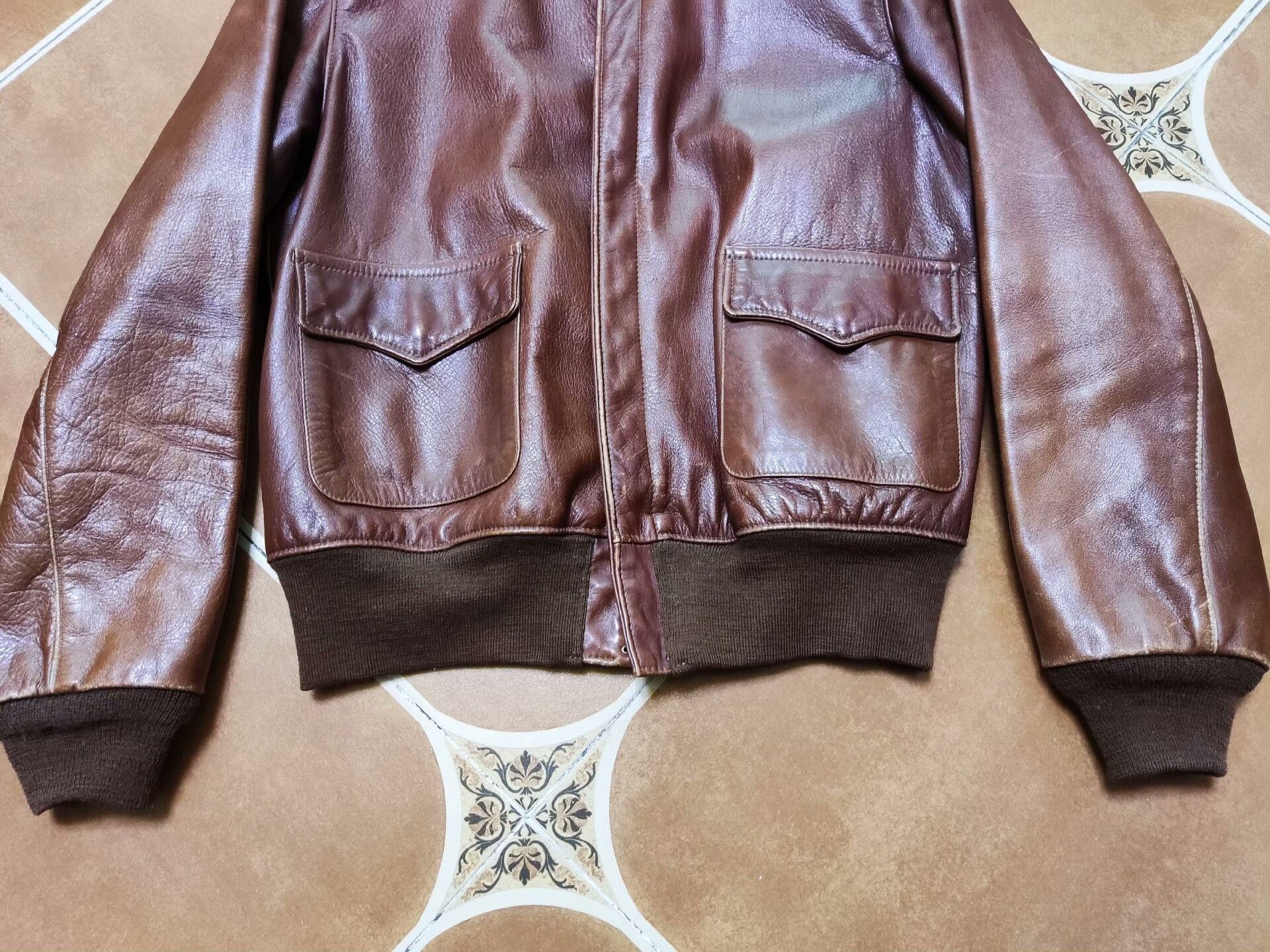 The Real McCoy's real mccoy a-2 leather jacket size 40 Size US L / EU 52-54 / 3 - 4 Thumbnail