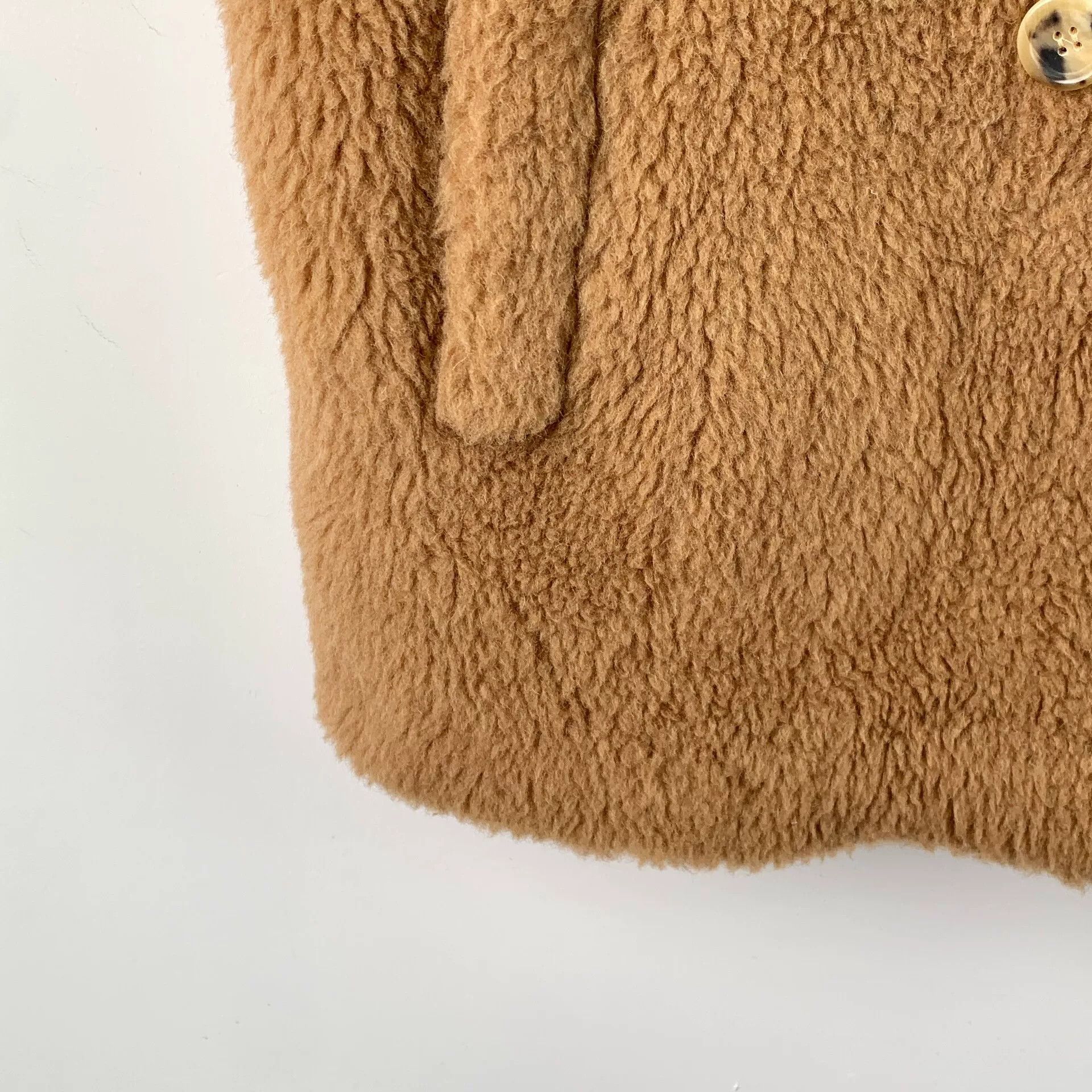 Max Mara Maxmara Teddy Series Brown Sleeveless Coat Size US M / EU 48-50 / 2 - 4 Thumbnail
