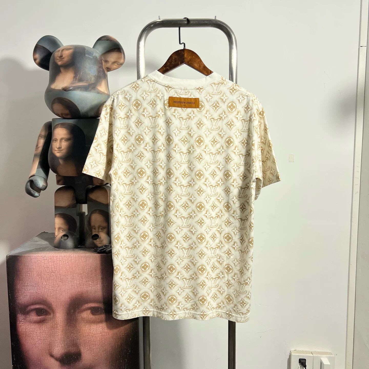 Louis Vuitton Louis Vuitton Monogram Short Sleeve Tee Size US M / EU 48-50 / 2 - 2 Thumbnail