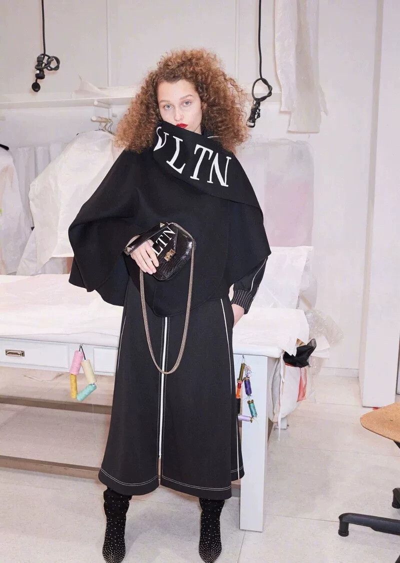 Valentino Valentino VLTN Letter Waist Dress Size US 36 / EU 52 - 7 Thumbnail