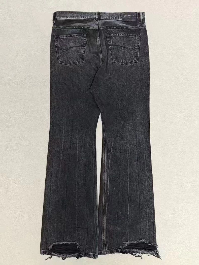 Balenciaga Balenciaga 22FW Flared Distressed Jeans Size US 32 / EU 48 - 2 Thumbnail