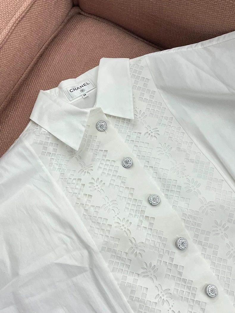 Chanel Chanel White Paneled Hollow Out Collar Shirt Long Sleeve Top Size US M / EU 48-50 / 2 - 2 Thumbnail